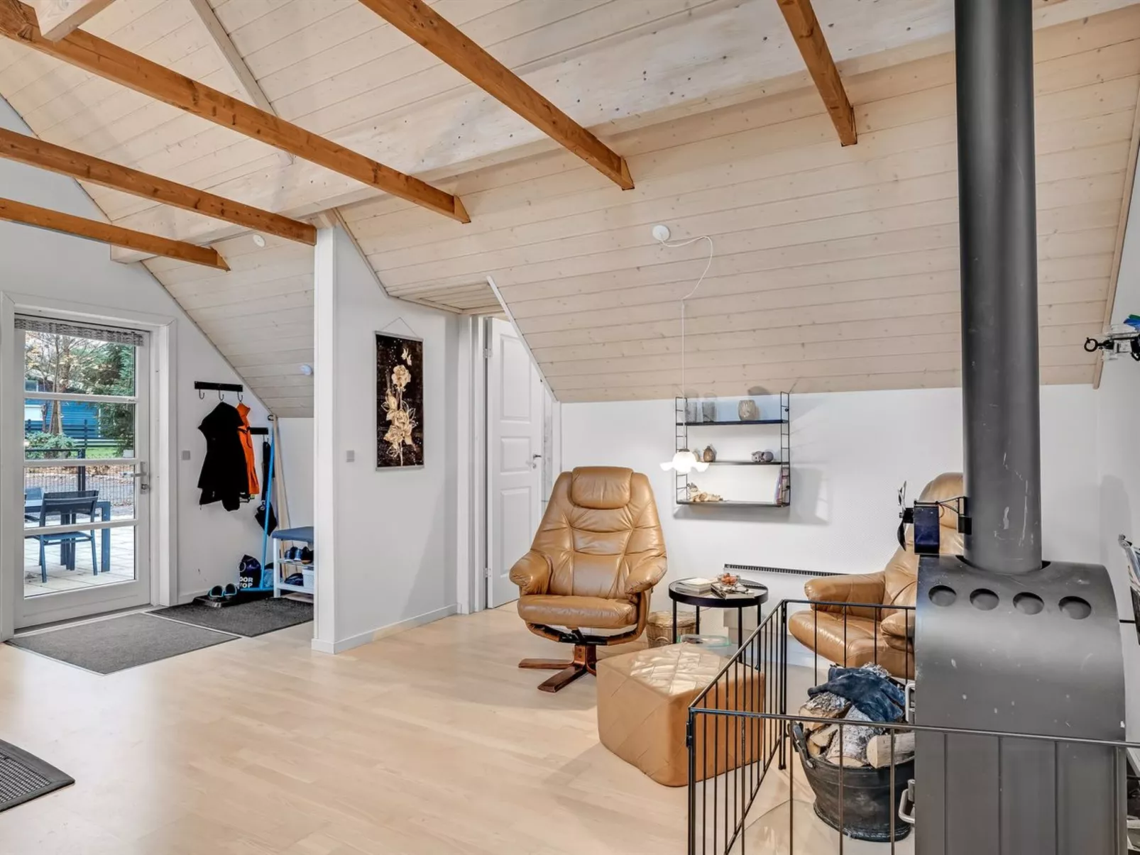 "Adisl" - 600m to the fjord-Binnen