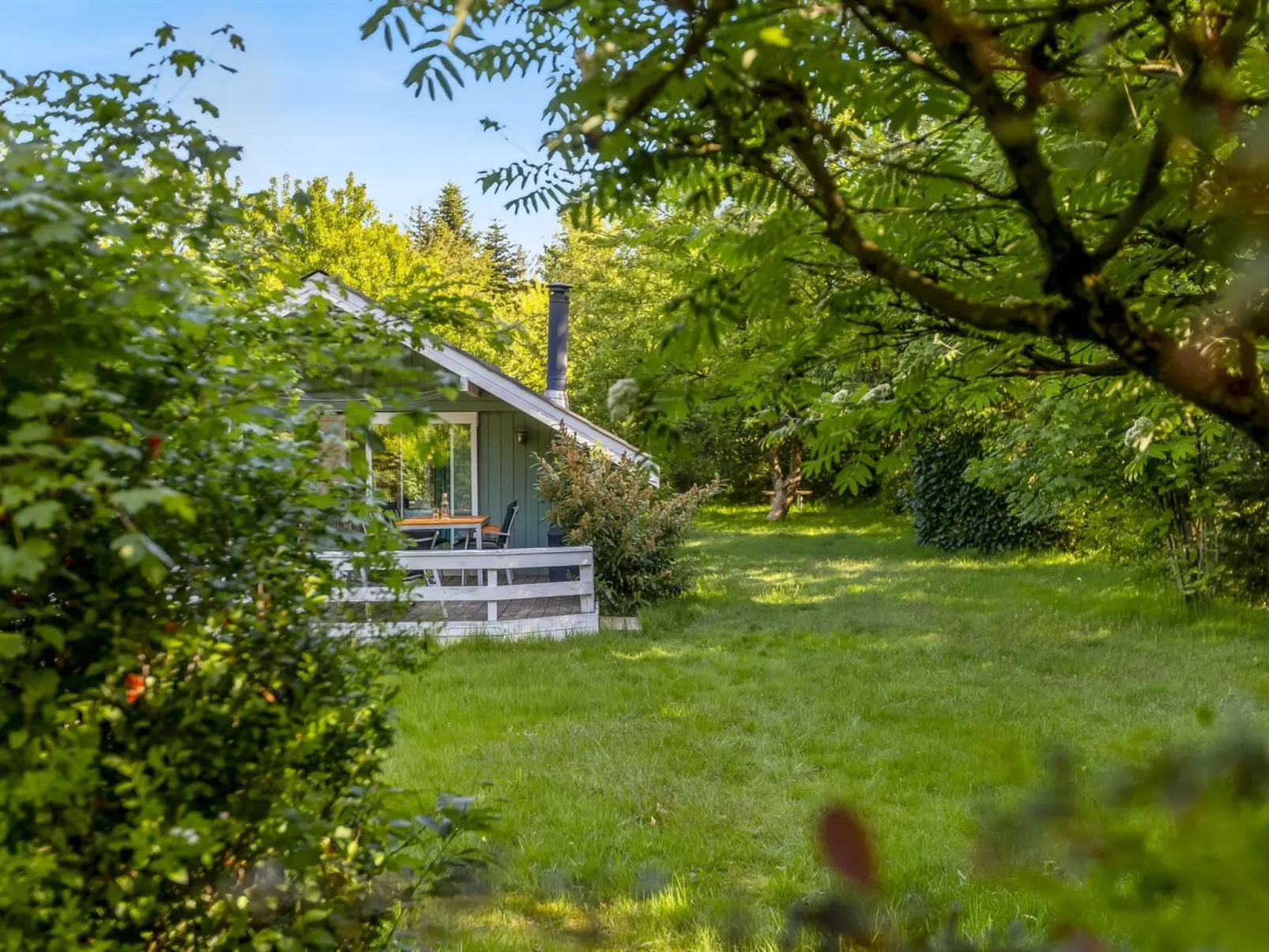 "Ung" - 30km from the sea-Buiten