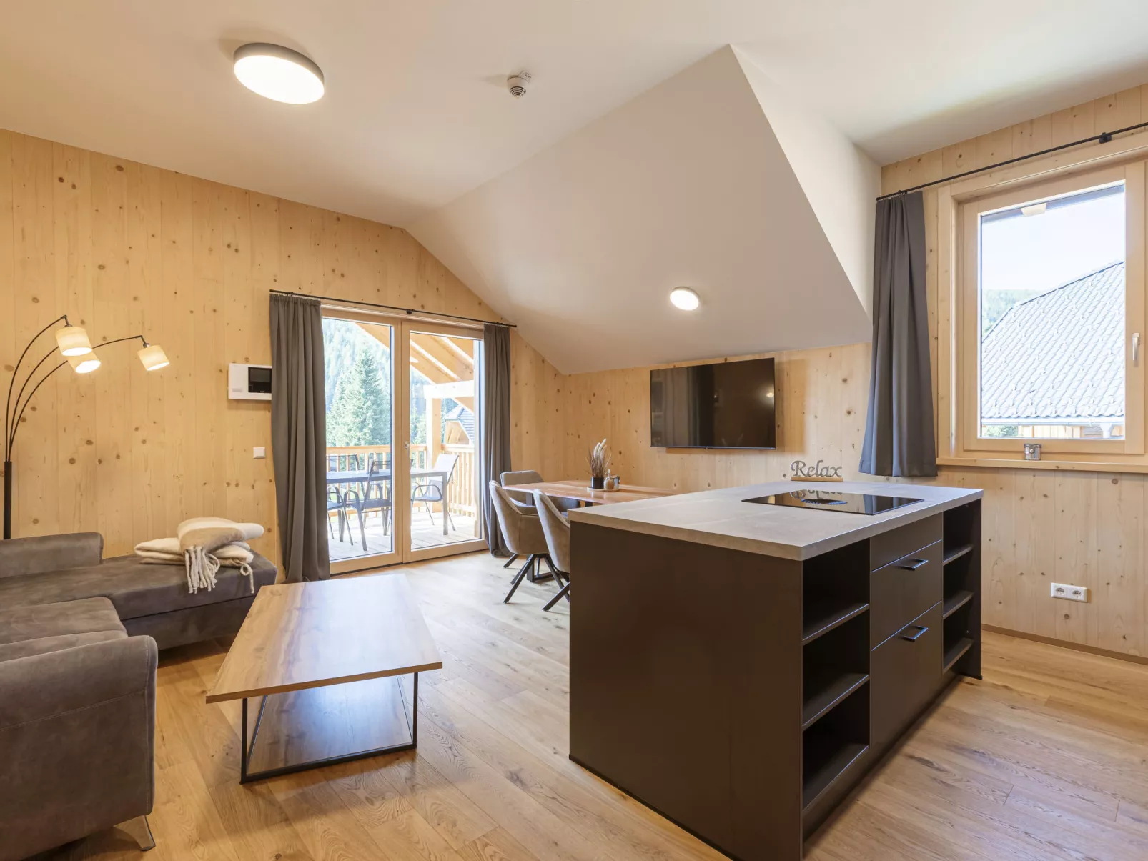 Mit 2 Schlafzimmern & Sauna-Binnen