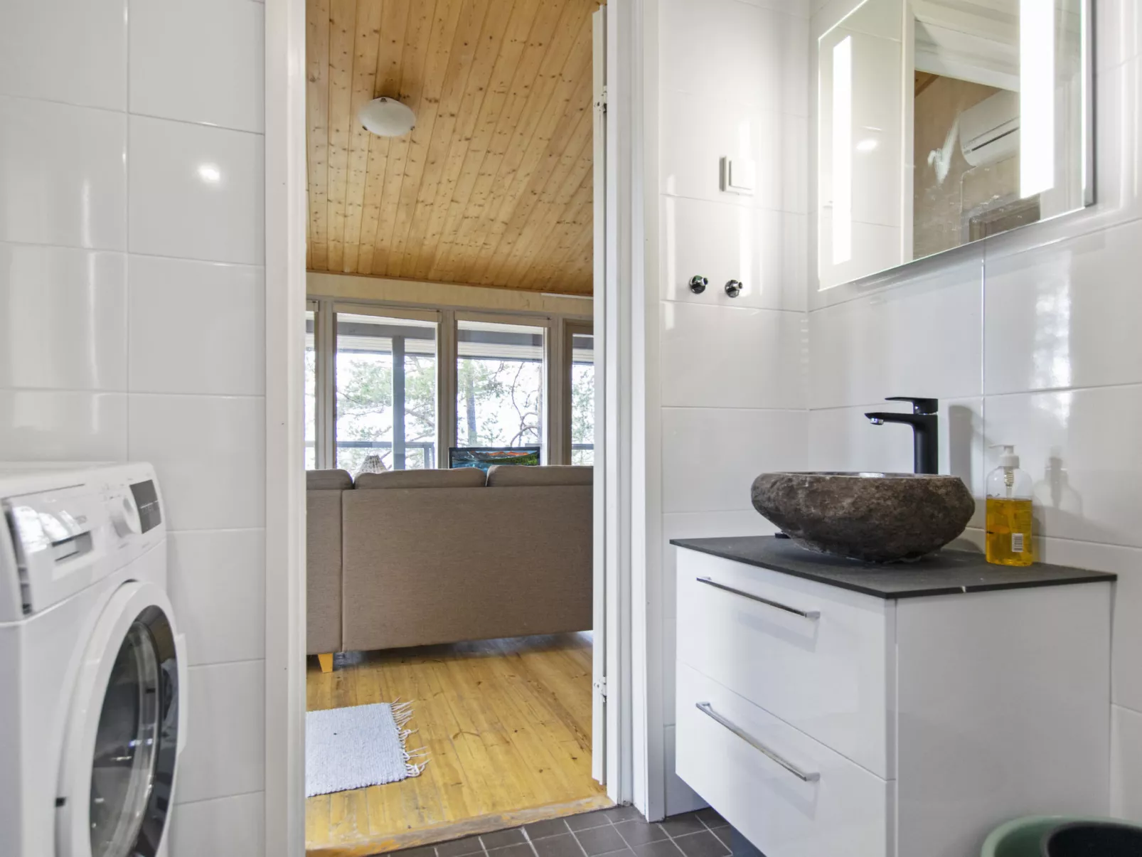 Keskikallio, nuasjärvi-Binnen