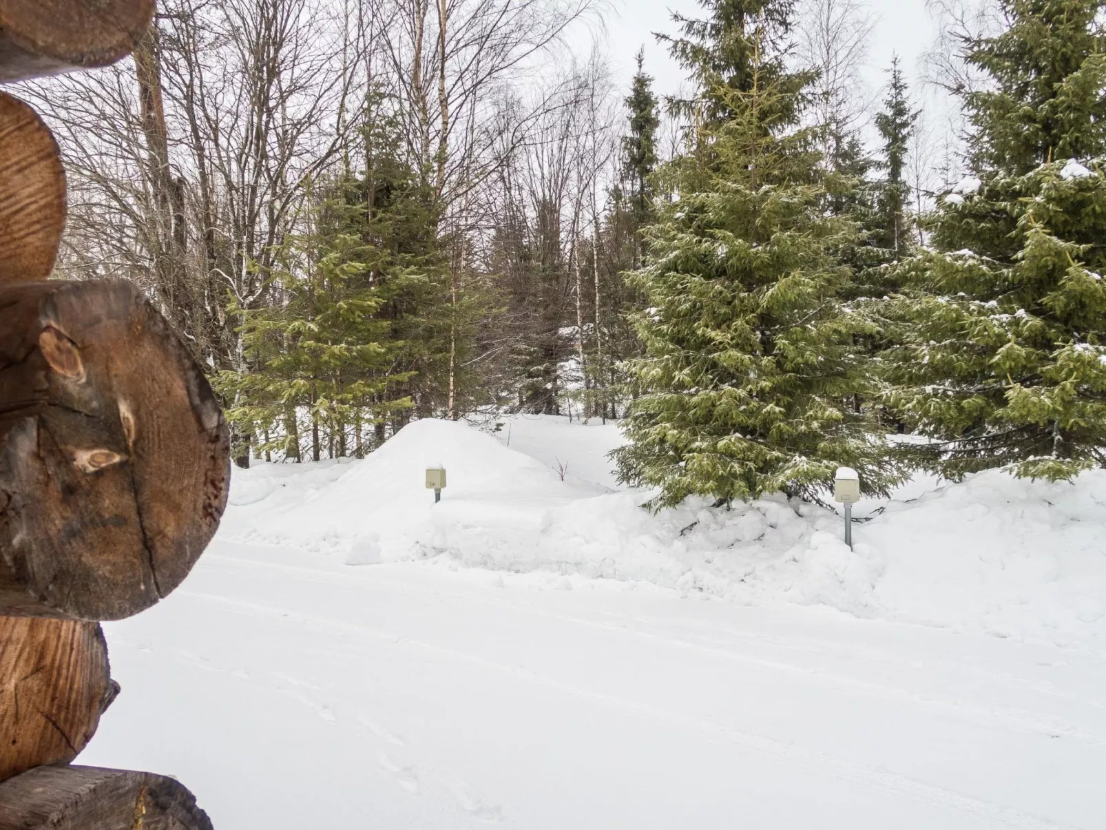 Otsolanhovi b 8-Binnen