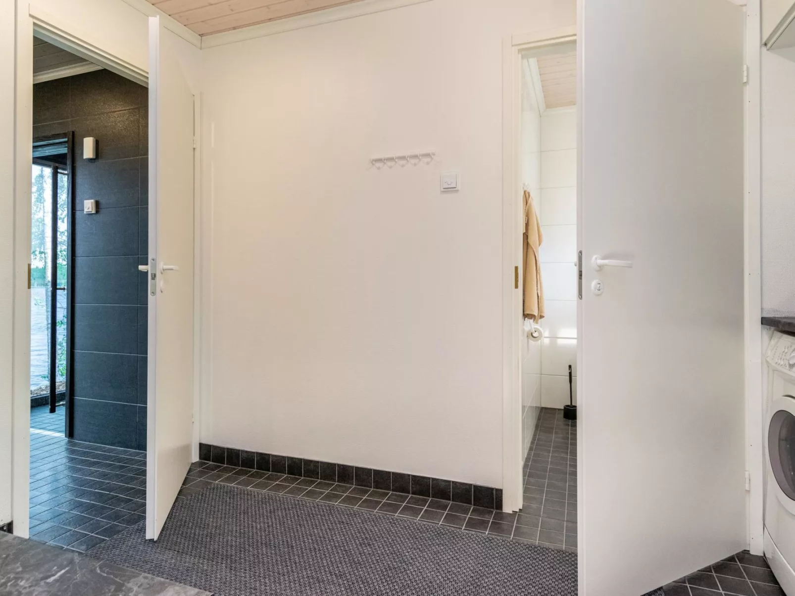 Hot pool cottage kesäranta-Binnen