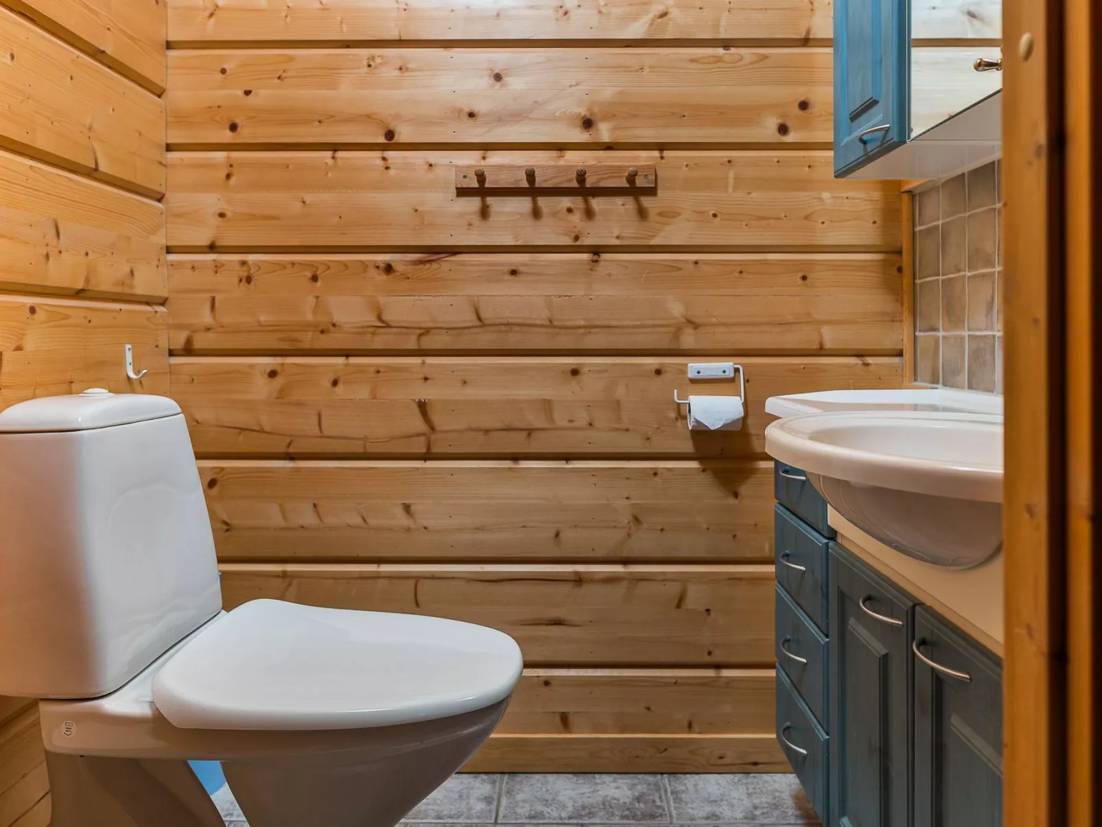 Kinostupa 2a (15-16)-Binnen