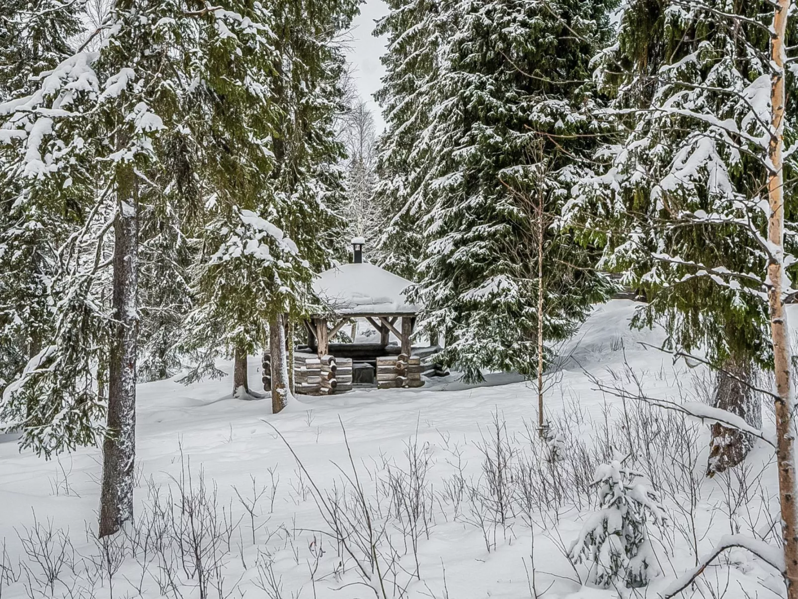 Seitsemän savua 6-Binnen