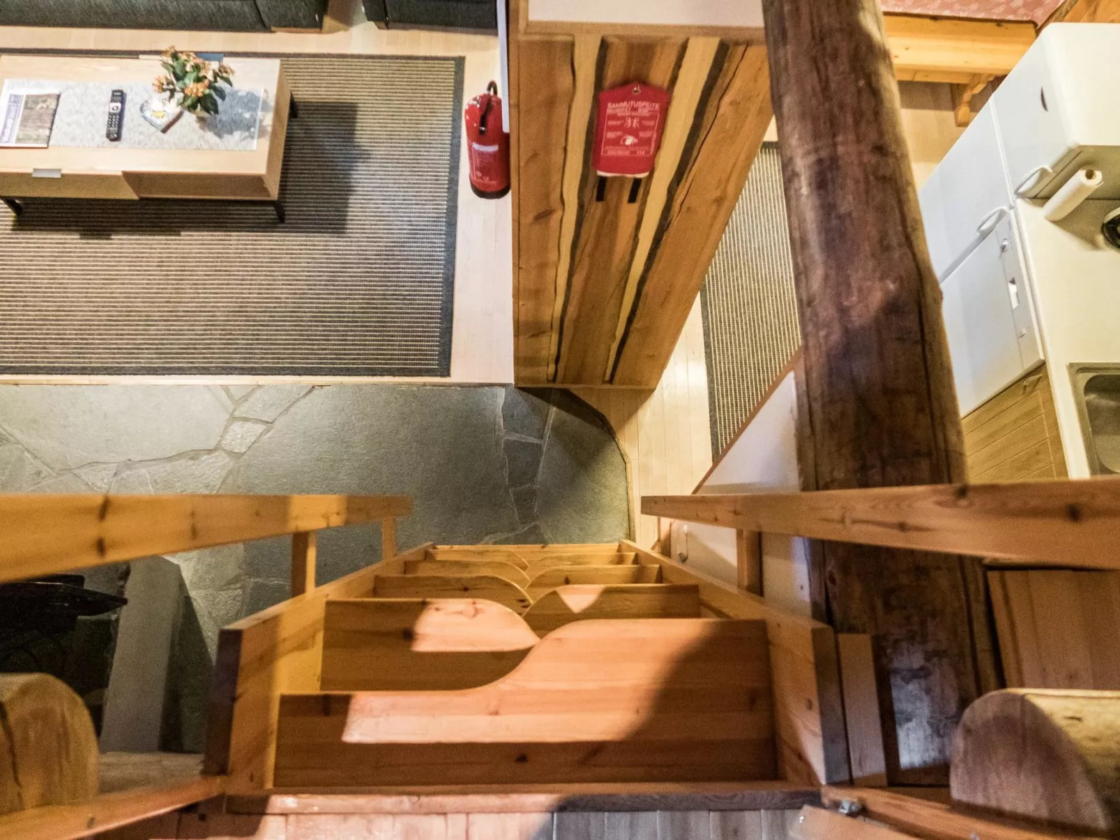 Vuokatinportti a7 susiportti-Binnen