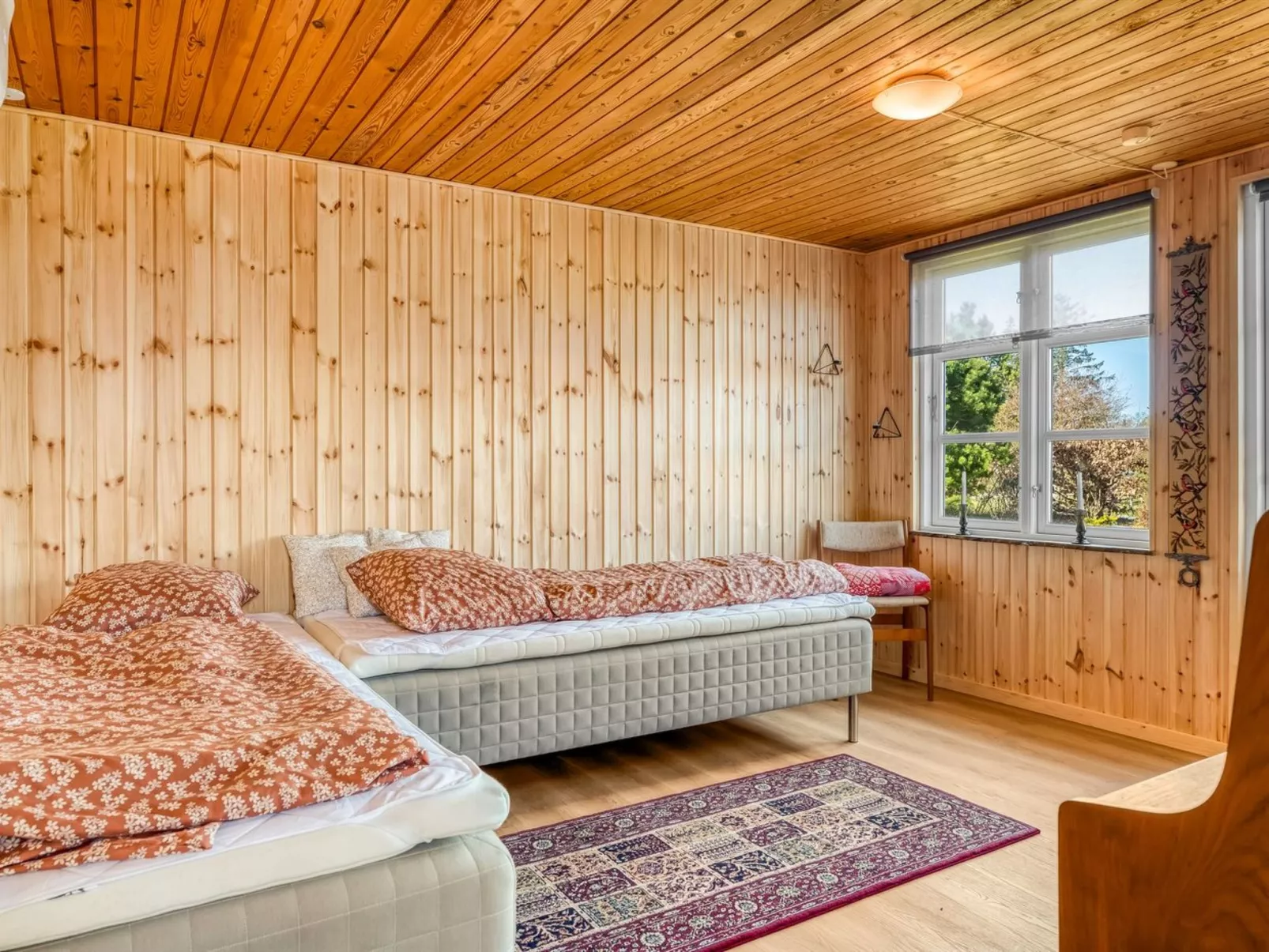 "Yaris" -  from the sea-Binnen