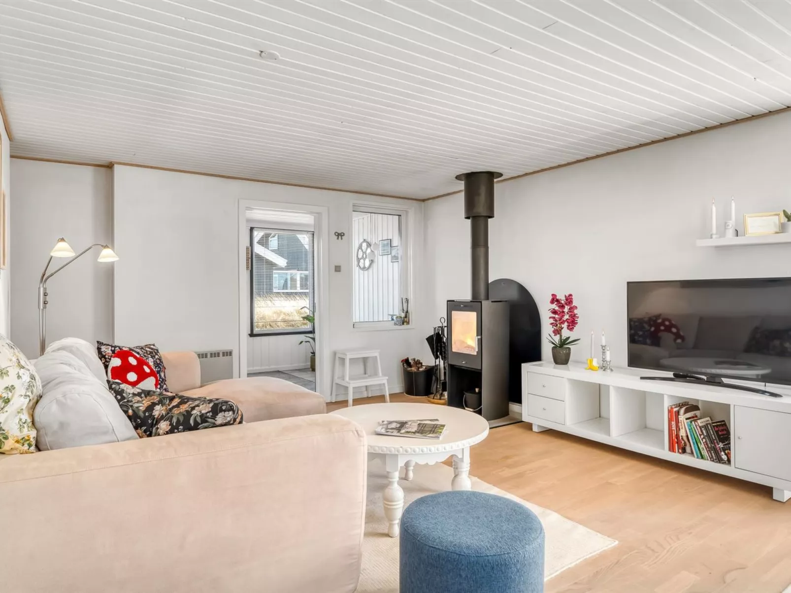 "Mynthe" - 500m from the sea-Binnen