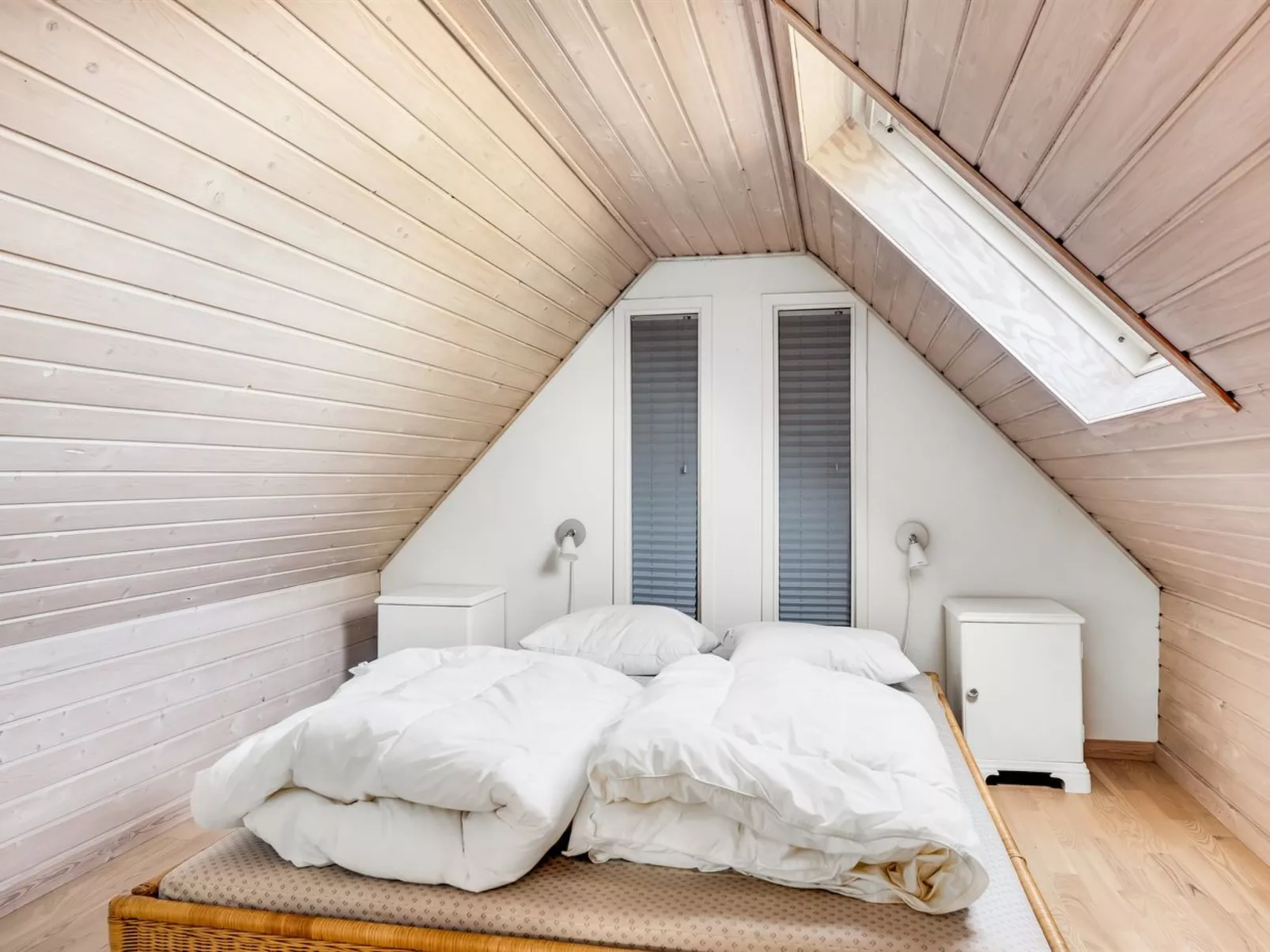 "Valentin" -  from the sea-Binnen