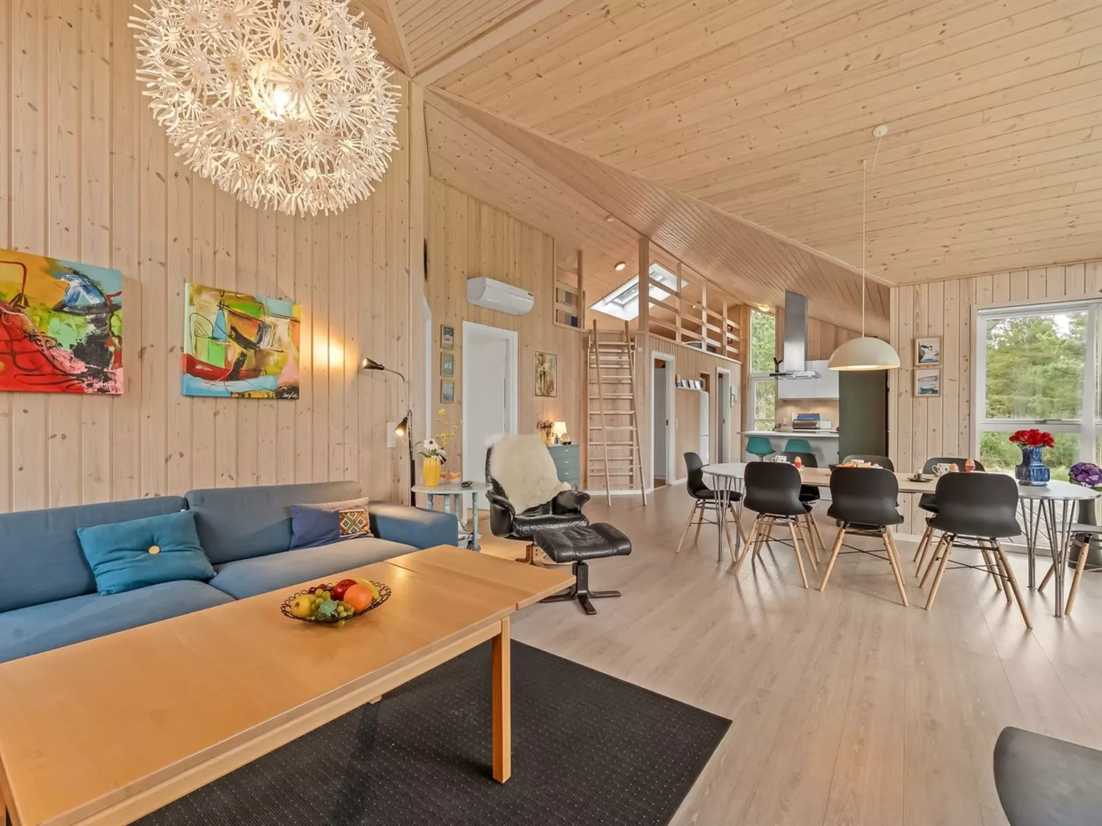 "Teija" - 600m to the fjord-Binnen