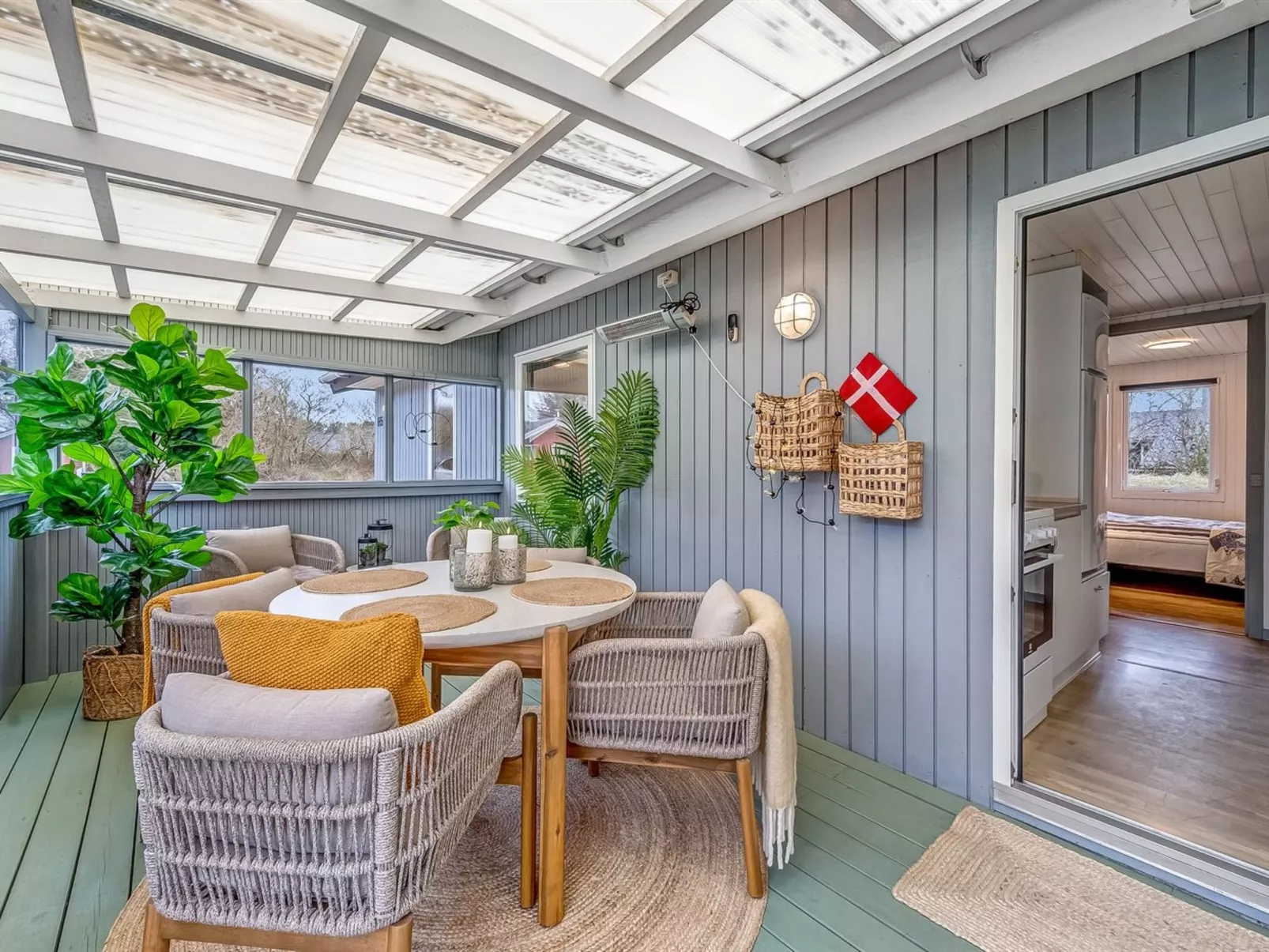 "Heike" - 700m to the fjord-Binnen