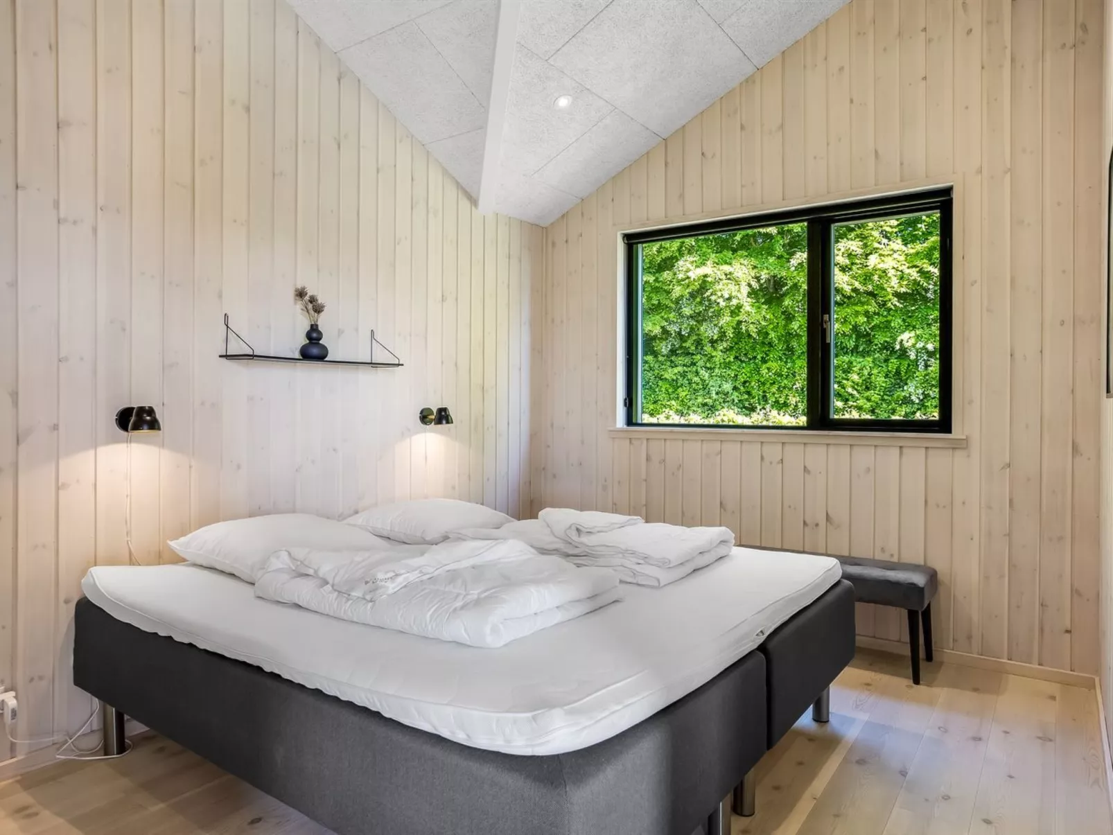 "Goesta" - 250m from the sea-Binnen