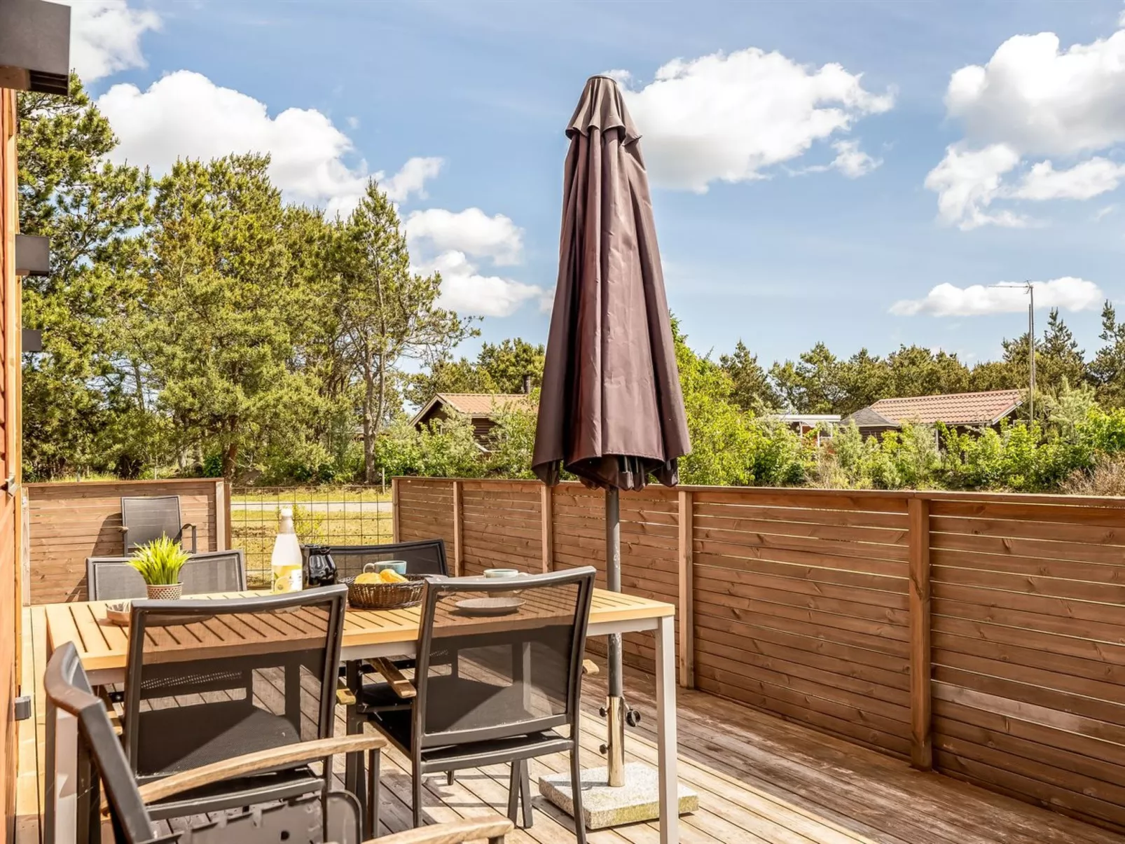 "Jerrik" - 200m from the sea-Buiten