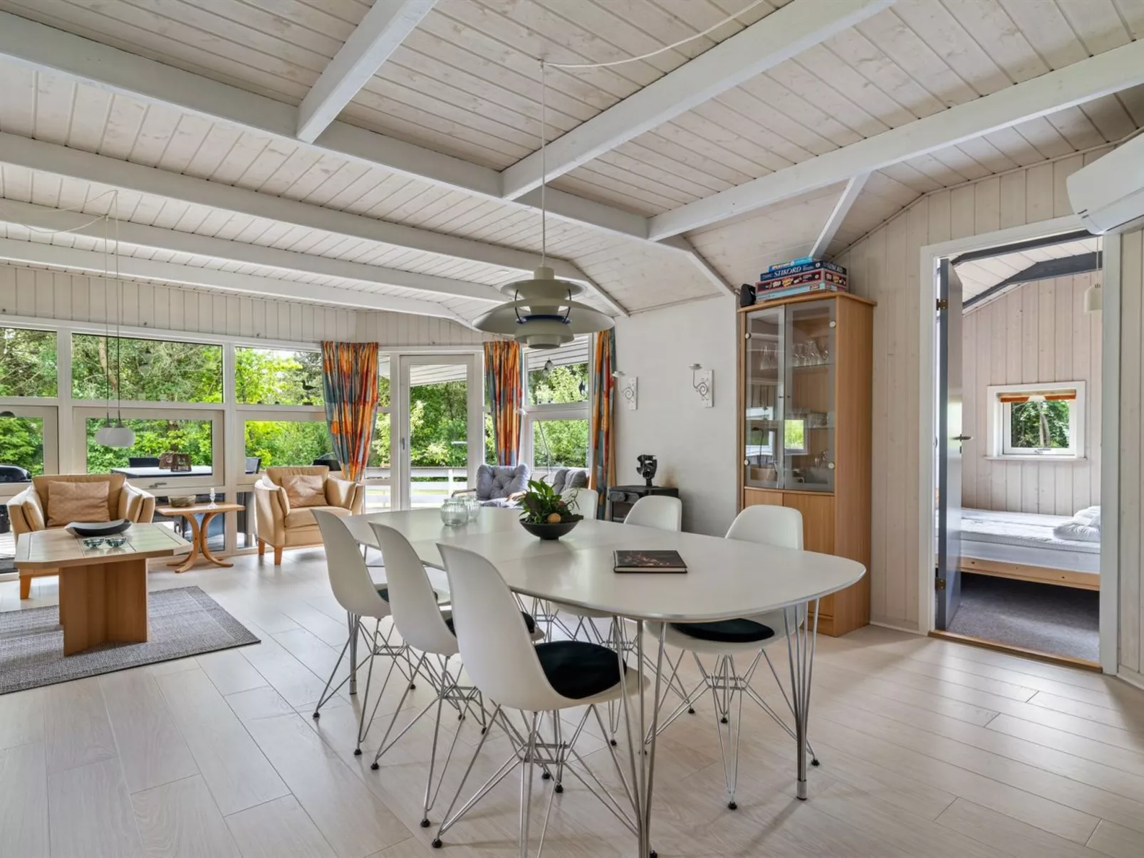 "Hennrik" - 240m from the sea-Binnen