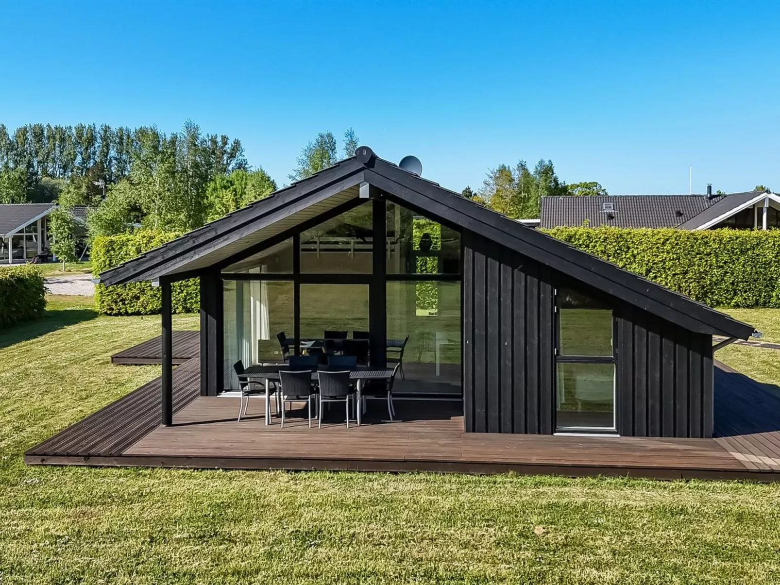 "Kody" - 400m from the sea-Buiten