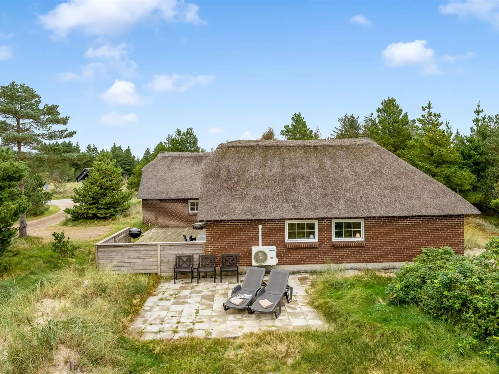 "Alisa" - 2km from the sea-Buiten