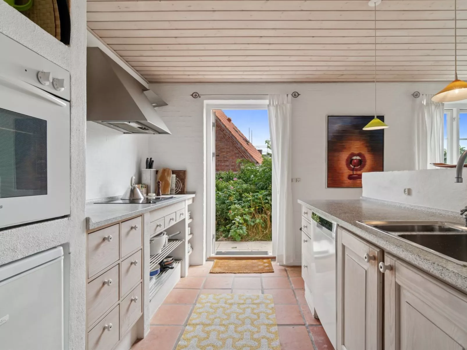 "Adelita" - 300m from the sea-Binnen