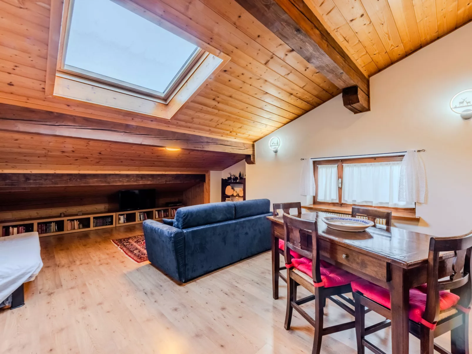 Mansarda in Legno San Rocco-Binnen