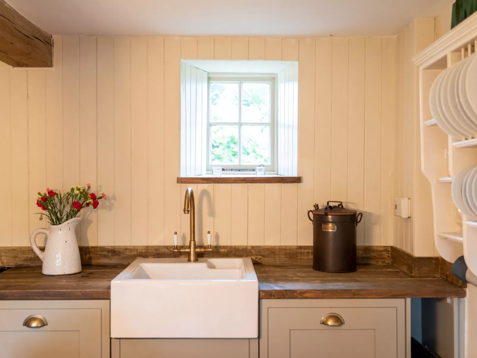 Islip Mill House - Beautiful Riverside Home-Binnen