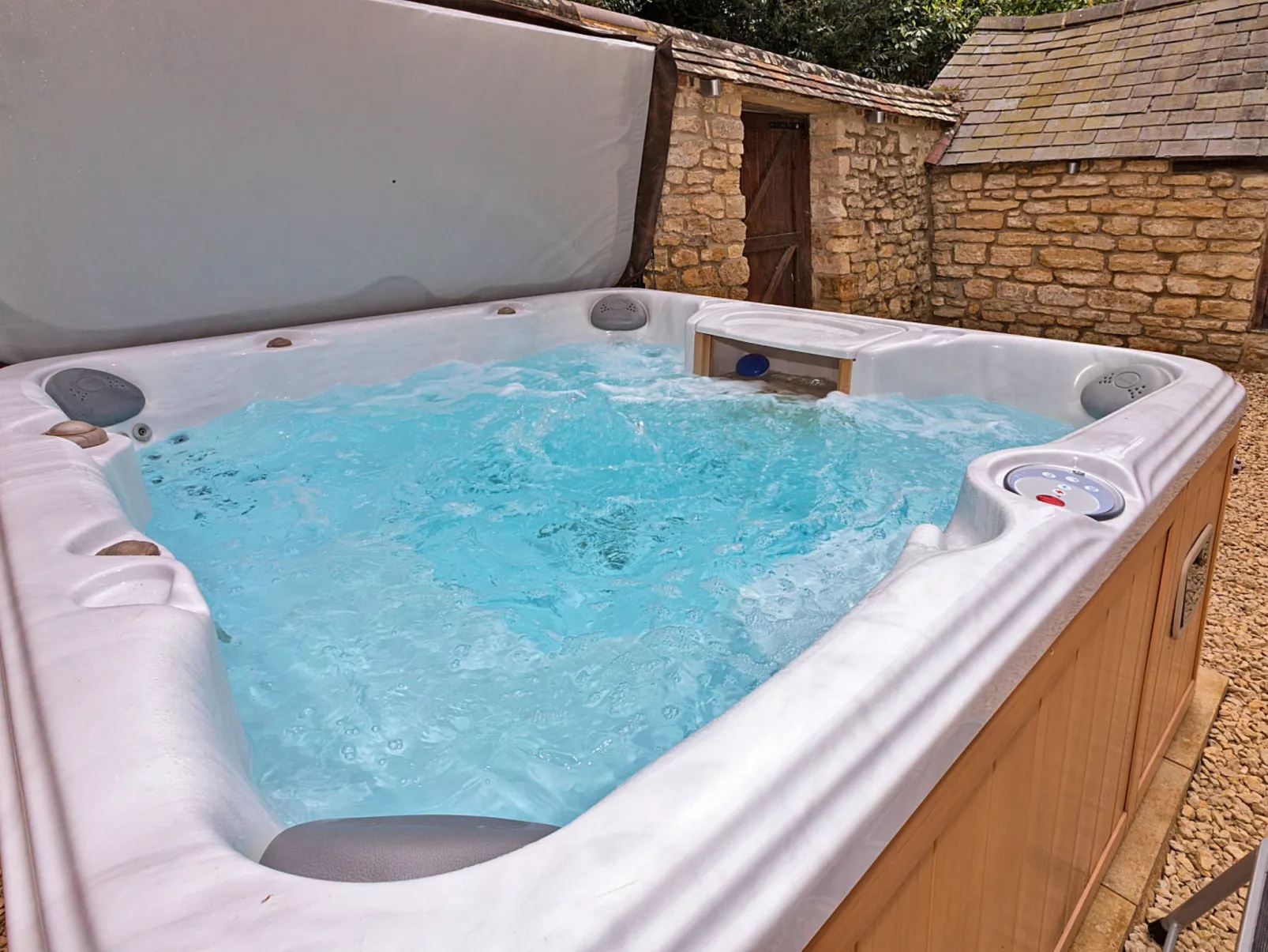 Ttich Manor Retreat-Binnen