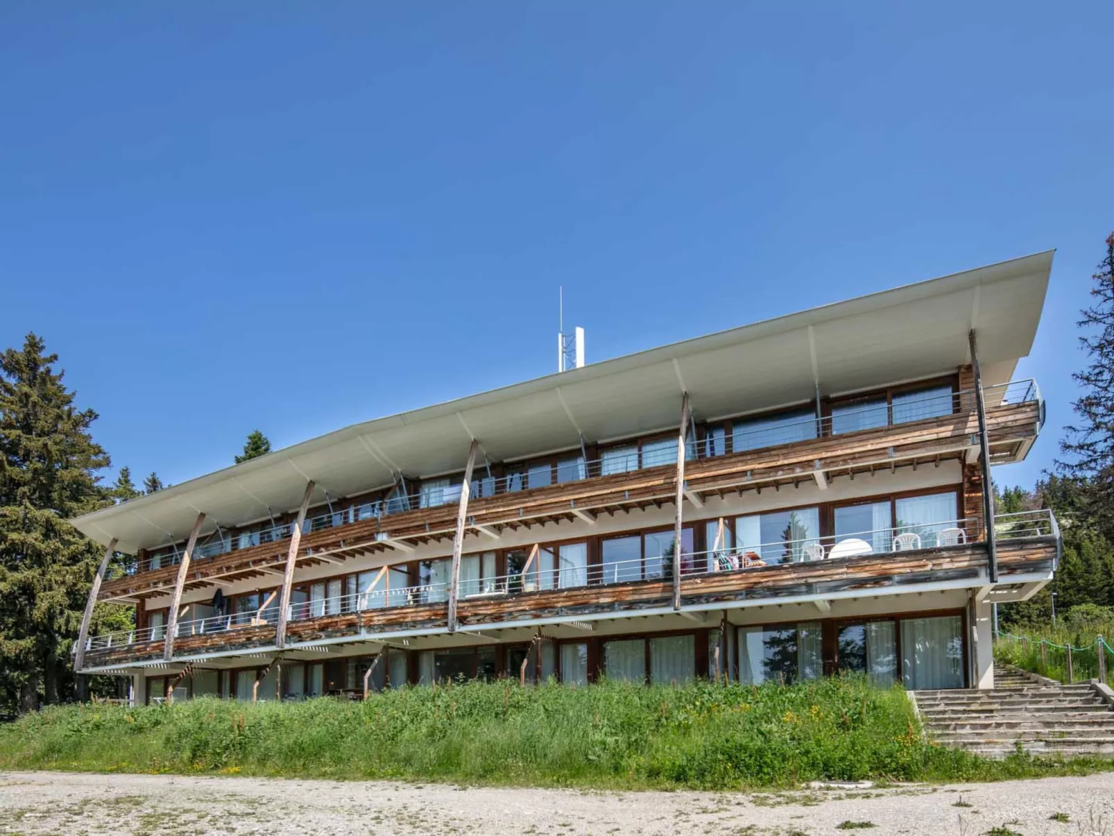 V du Bachat Arolles A-Buiten