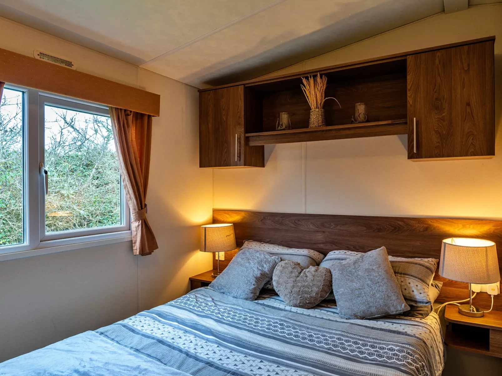 Phoenix Retreat-Binnen