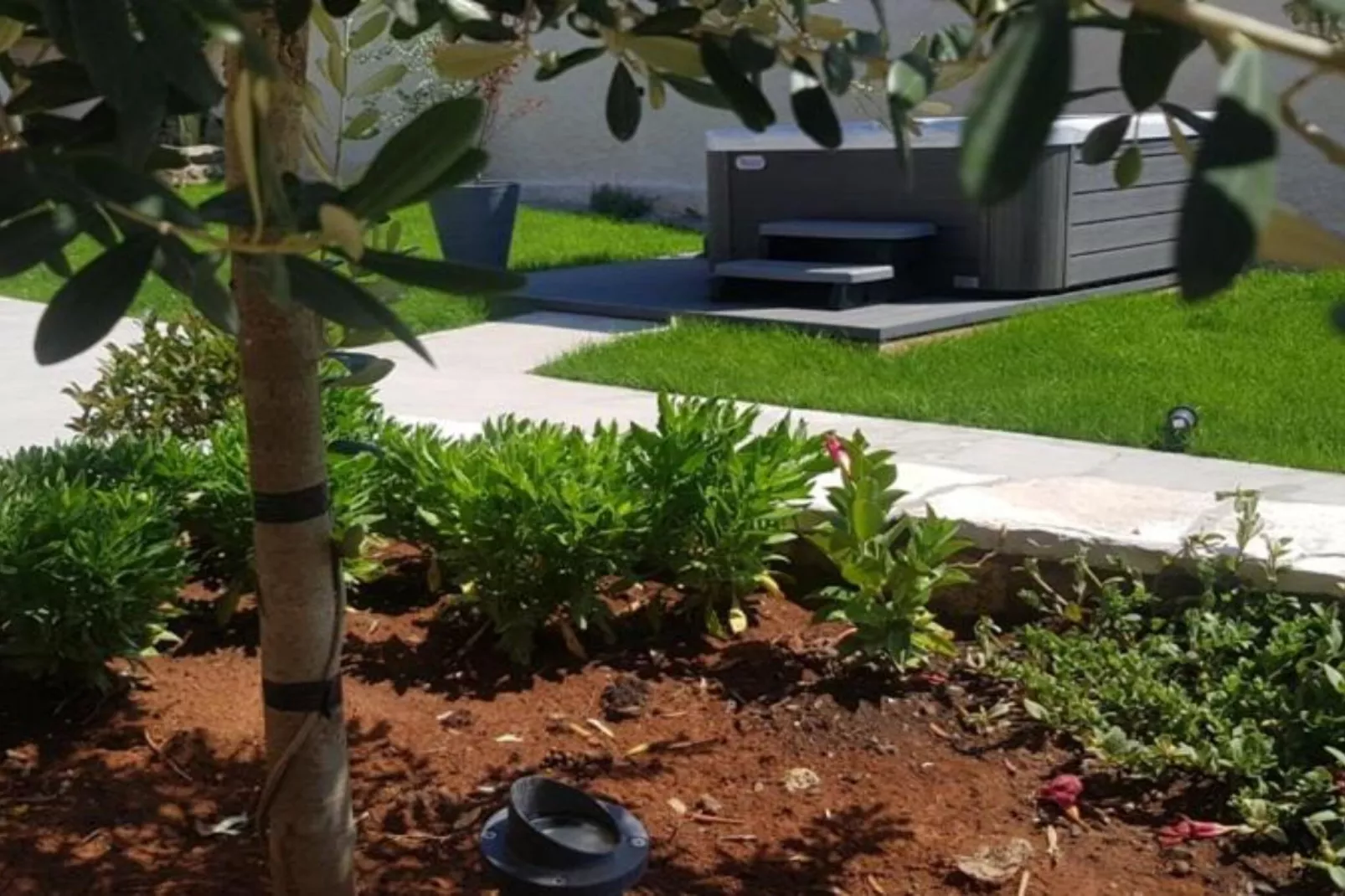 Two bedroom apartment ( Second floor) -(A2)-Buitenlucht