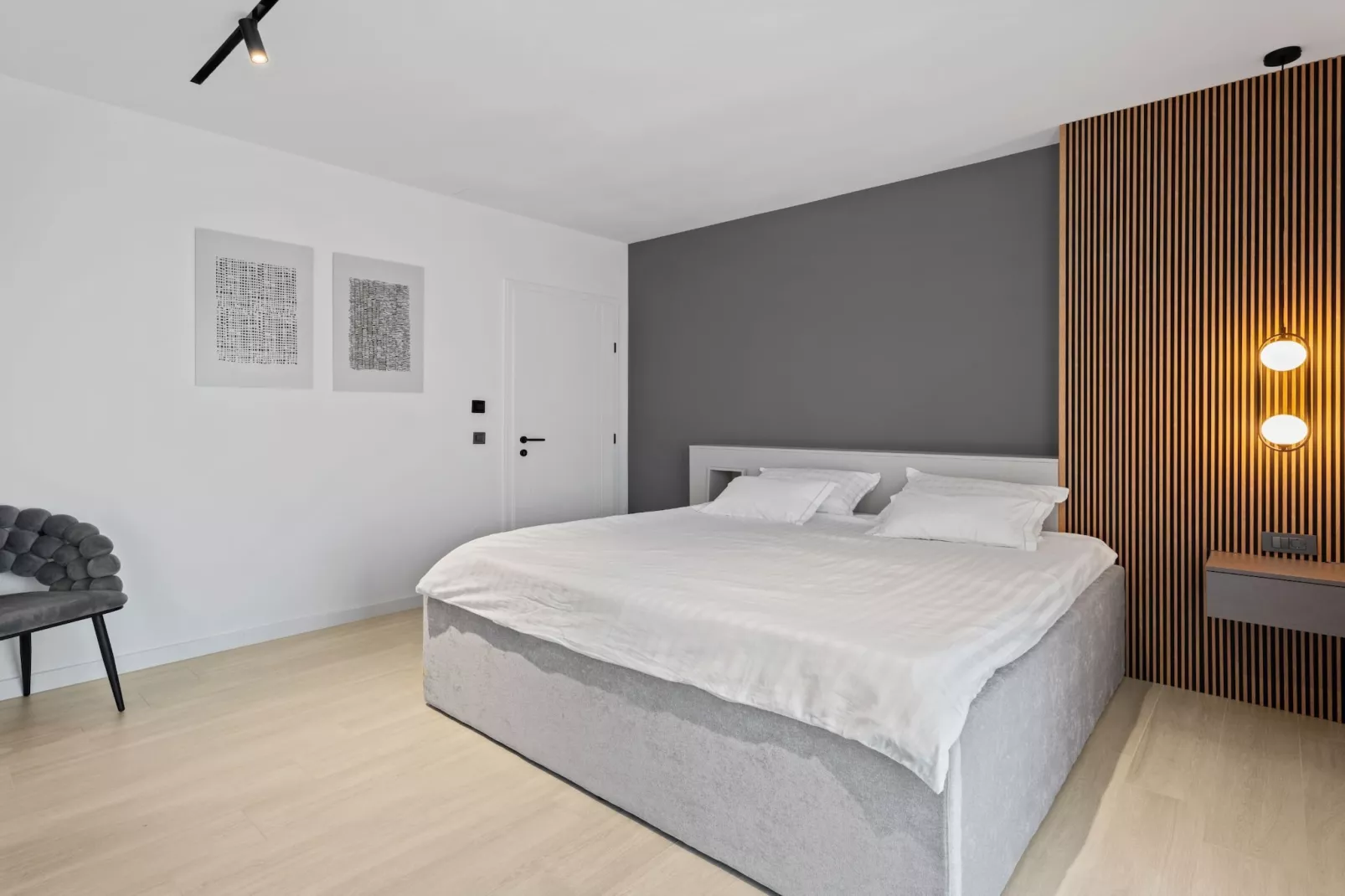 Villa Freedom - Five Bedroom House with Balcony-Slaapkamer