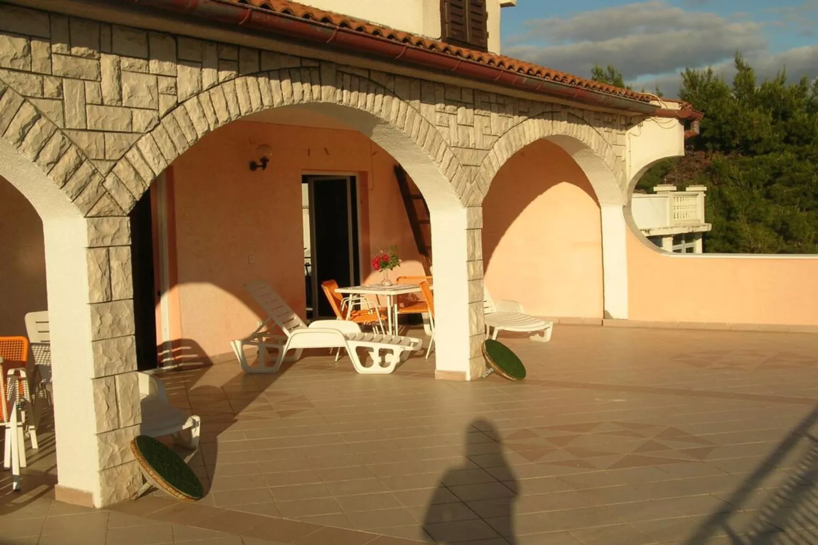 Apartment with Terrace and Sea View Brodarica - Two Bedroom Apartment with Sea View-Terras