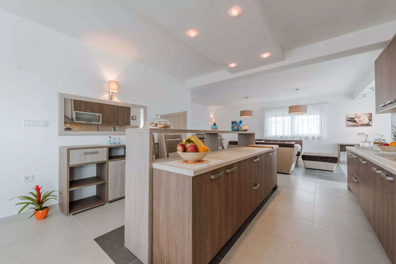 Luxury Escape with Swimming Pool & Modern Design -Deluxe Four Bedroom Villa with Private Pool ( Villa 4)-Keuken