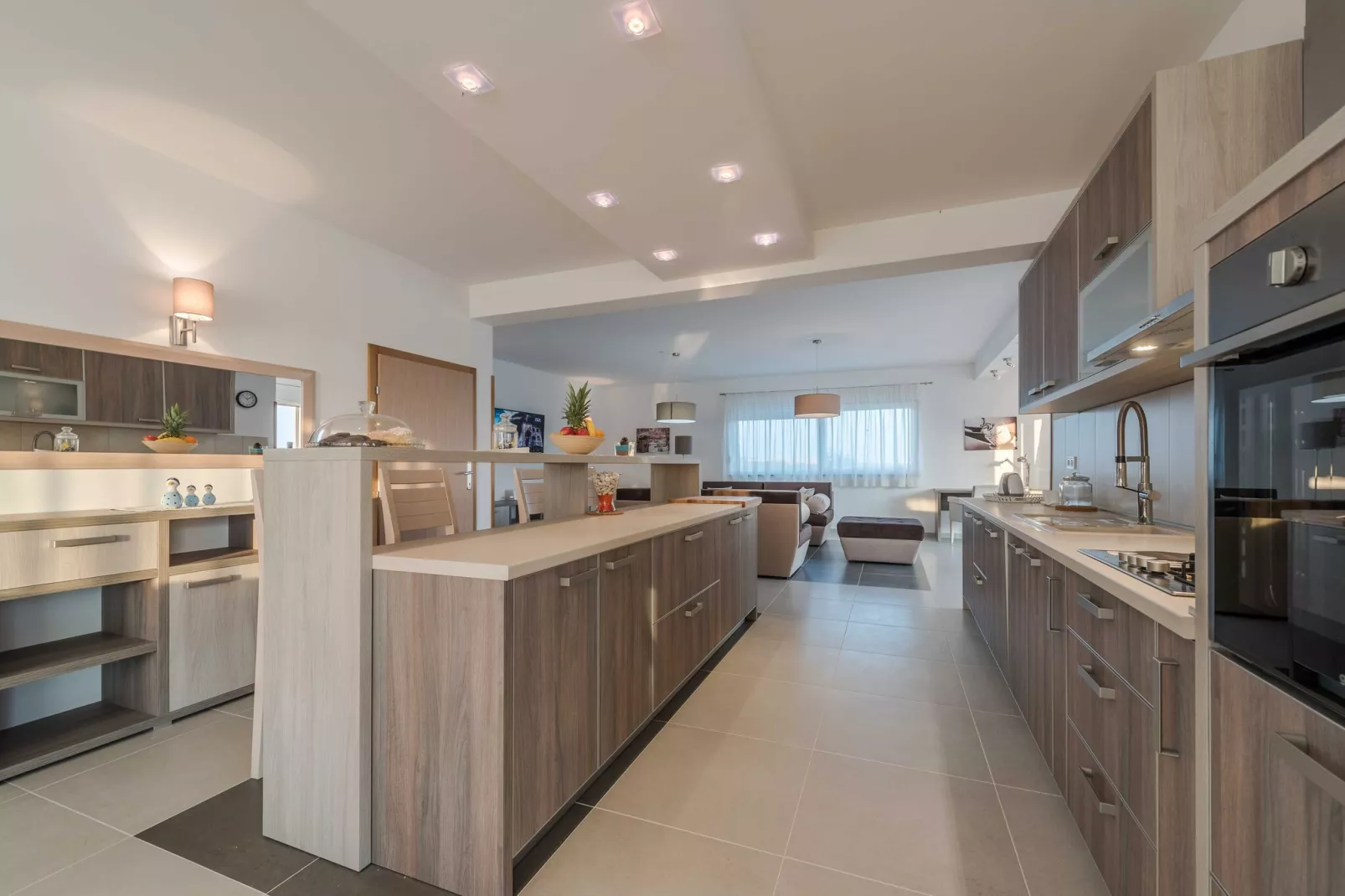 Luxury Escape with Swimming Pool & Modern Design -Deluxe Four Bedroom Villa with Private Pool (Villa 6)-Keuken