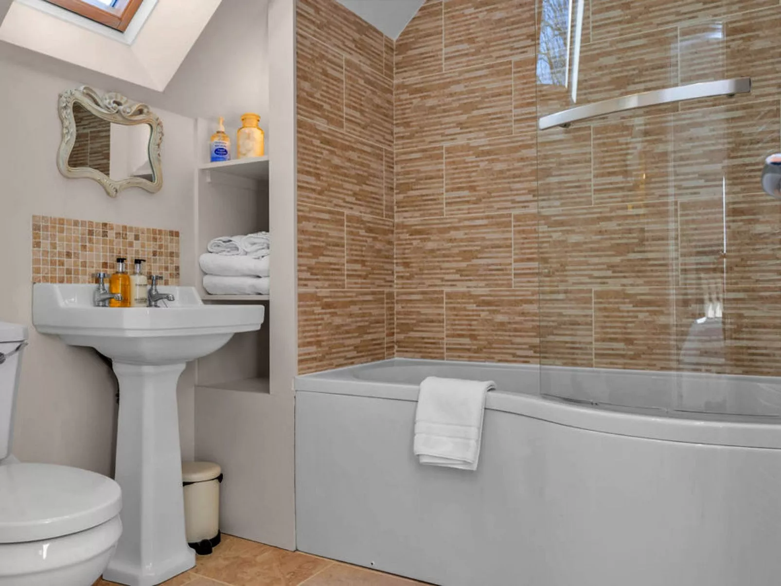 Millfield Farm-Binnen