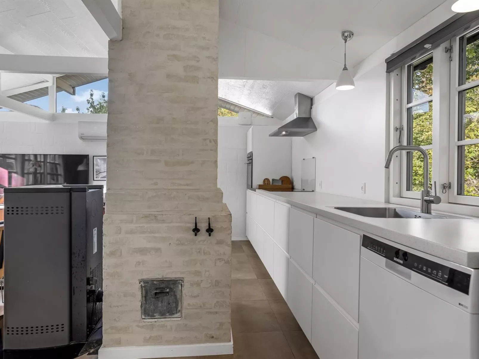 "Ranka" - 300m from the sea-Binnen