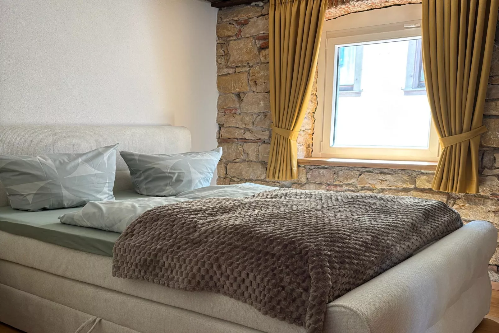 Luxuriöses Wohnen im historischen Haus-Slaapkamer