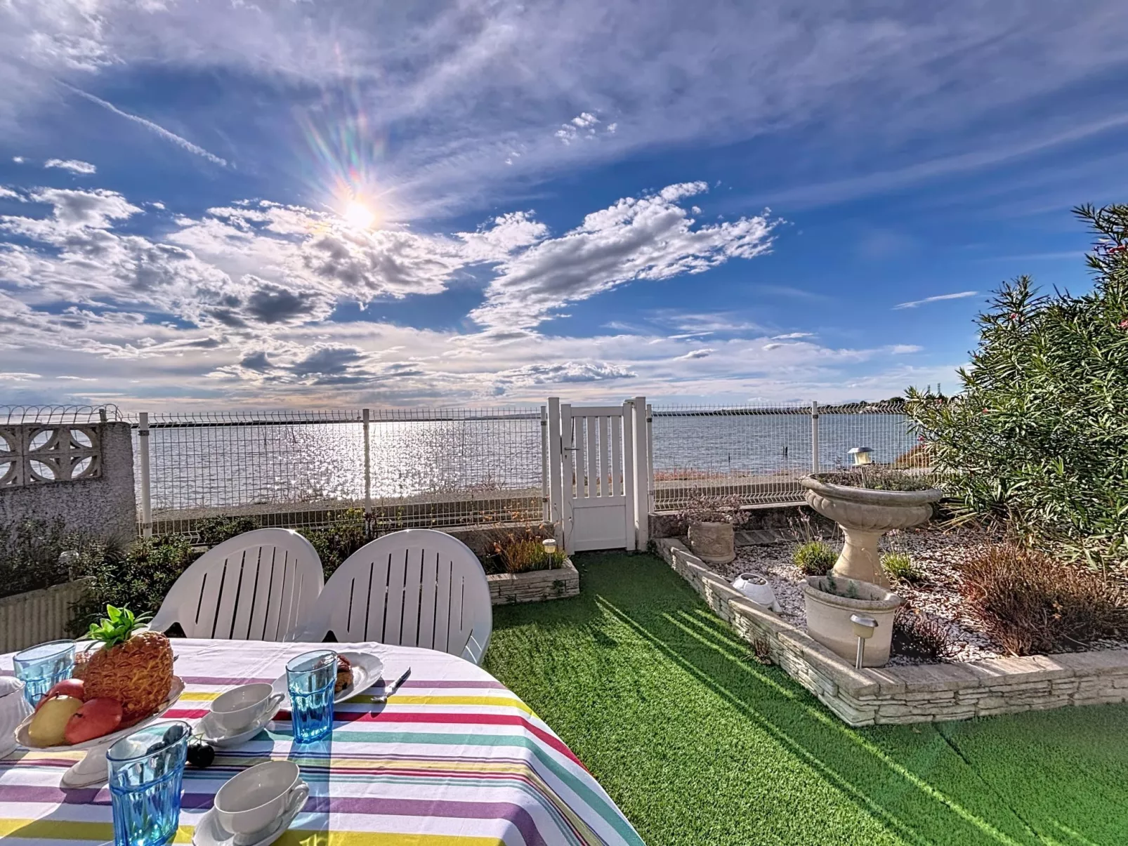 Les cabanes de Pérols-Buiten