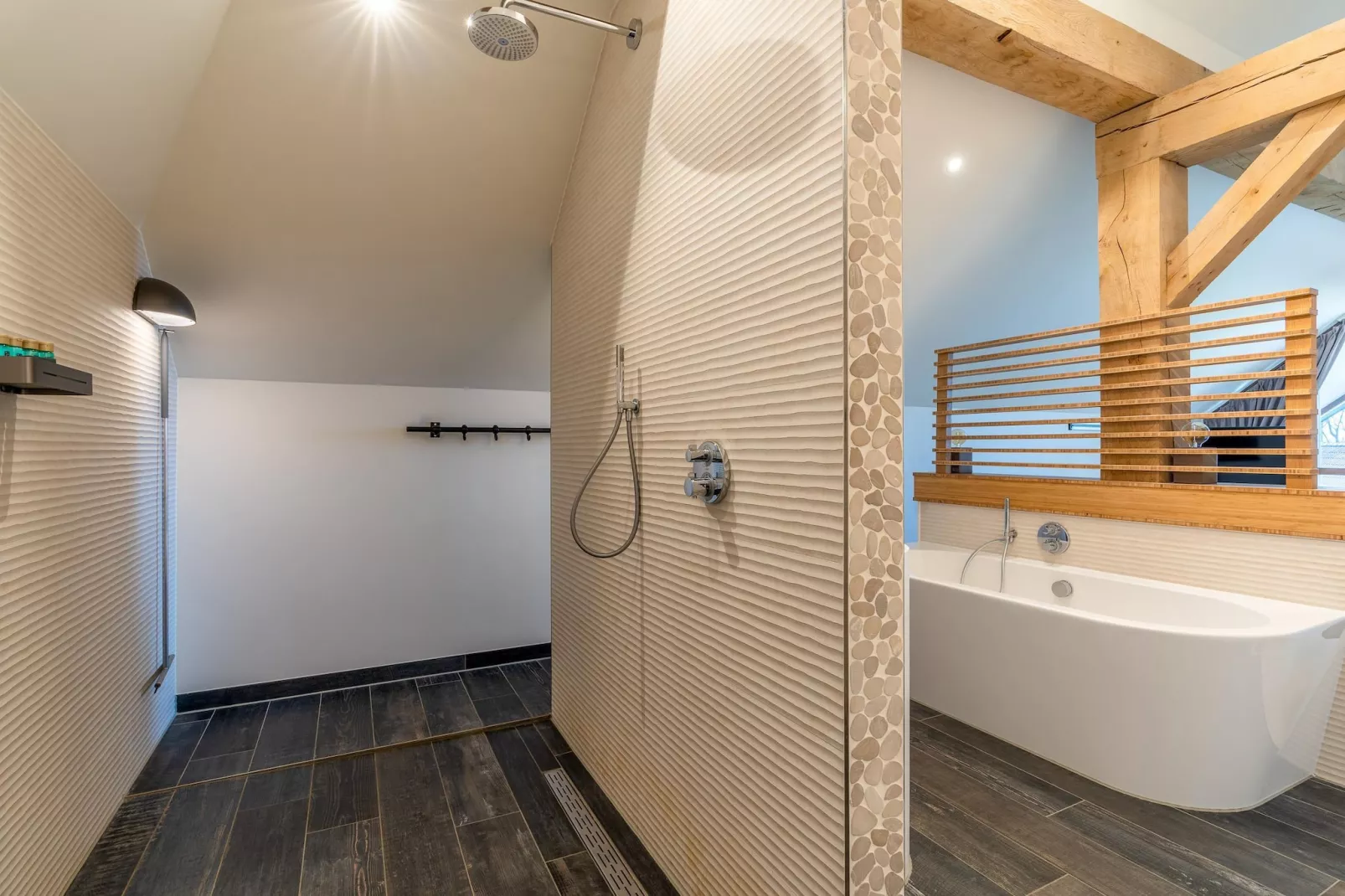 Villa Buytenplaats 181-Badkamer