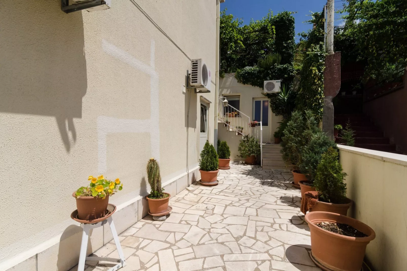 Apartment Olga - Studio Apartment with Terrace-Buitenlucht