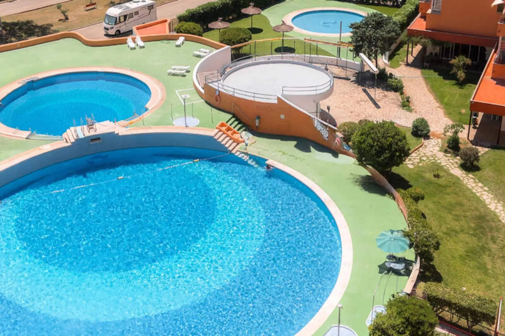 Studio à Roses-Niet-getagd