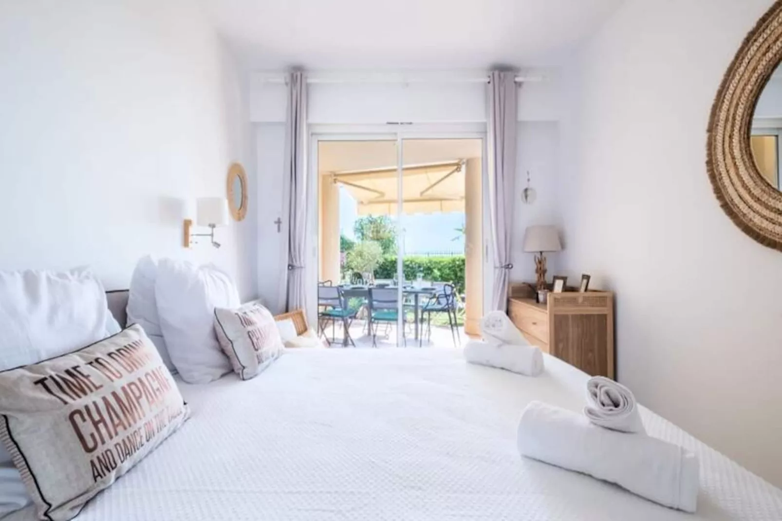 Résidence Rare ! Superbe 3 Pi&egrave;ces Avec Jardin Face &agrave; La Mer-Niet-getagd