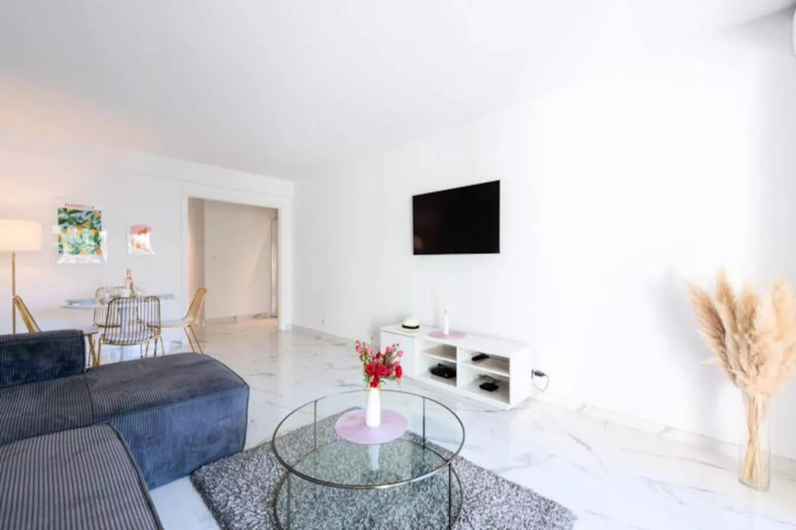 Résidence Spacieux 3p En R&eacute;sidence Avec Piscine-Niet-getagd