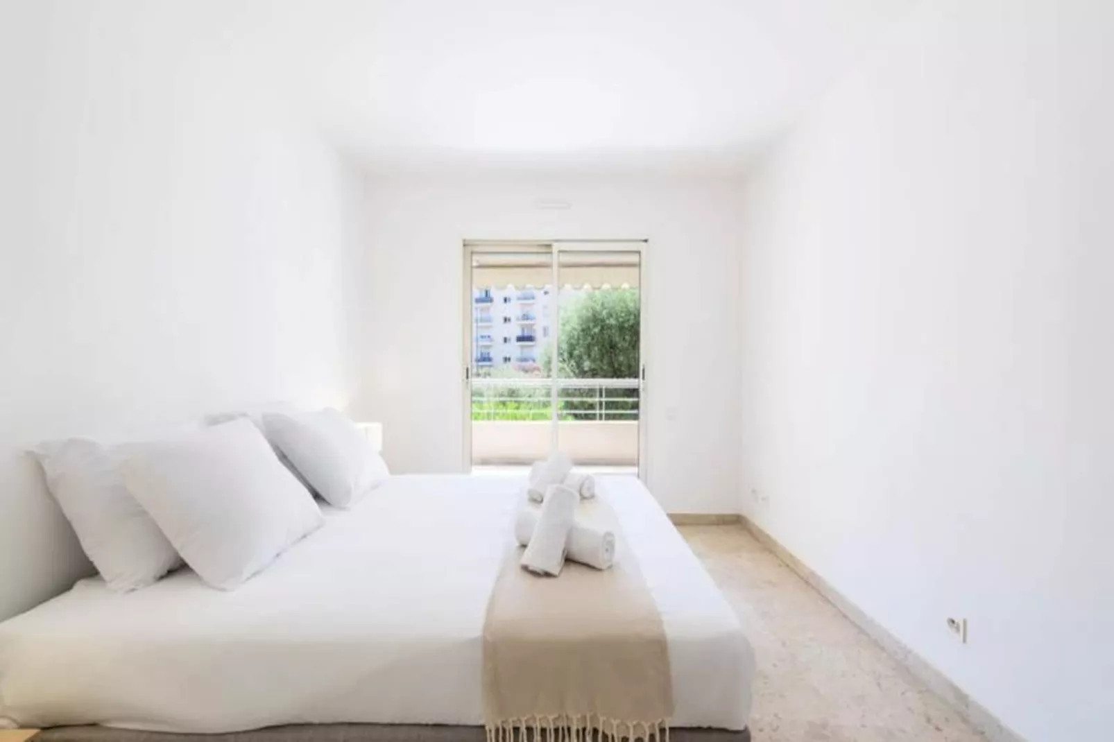 Résidence 2p Résidence Avec Piscine Et Garage, Proche Croisette-Niet-getagd