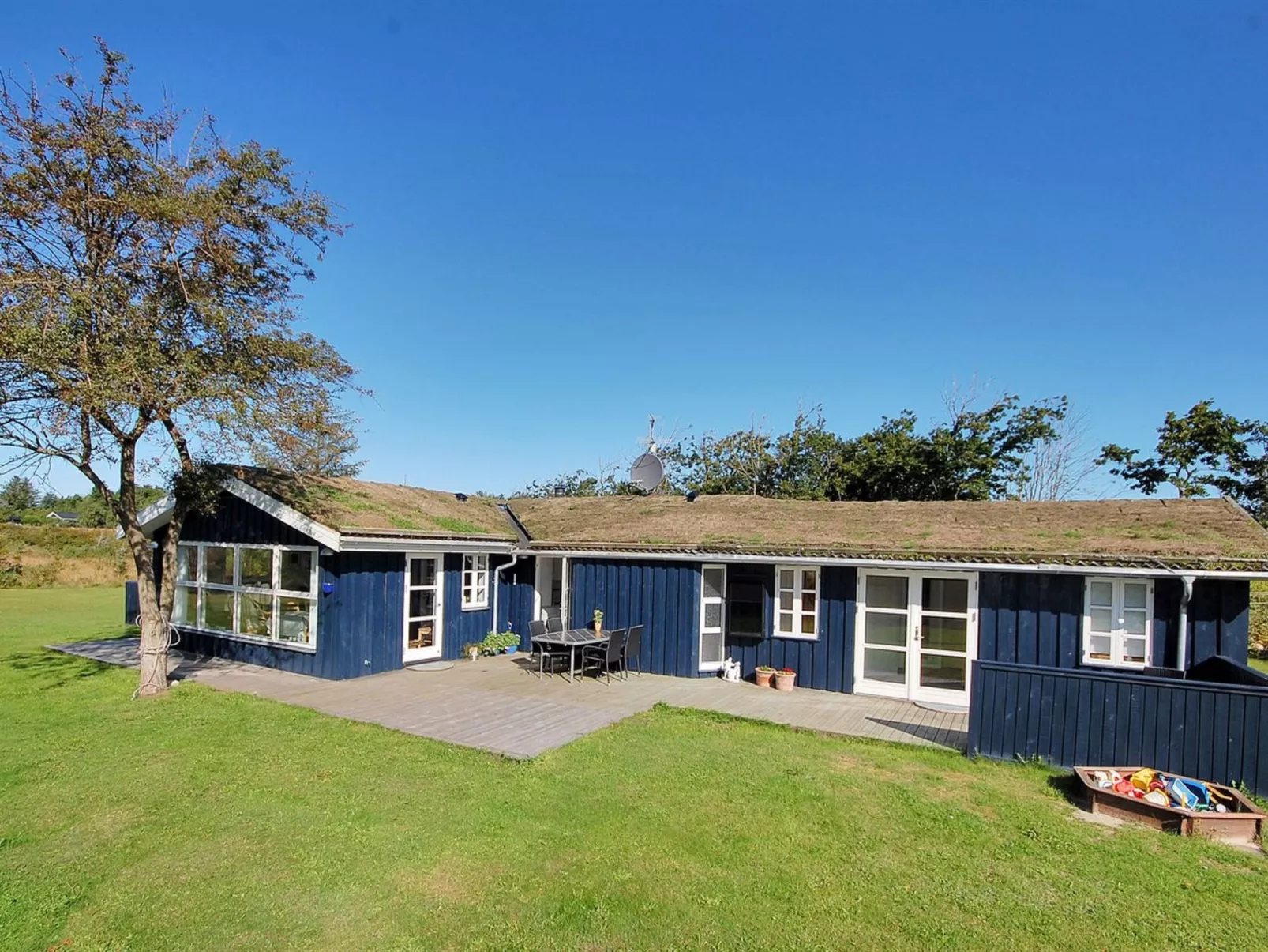 "Tomke" - 1.7km from the sea-Buiten