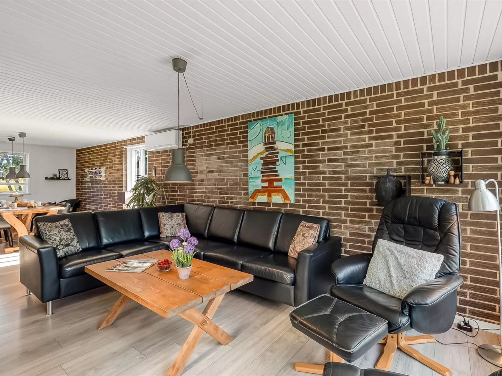 "Tholf" - 100m to the fjord-Binnen