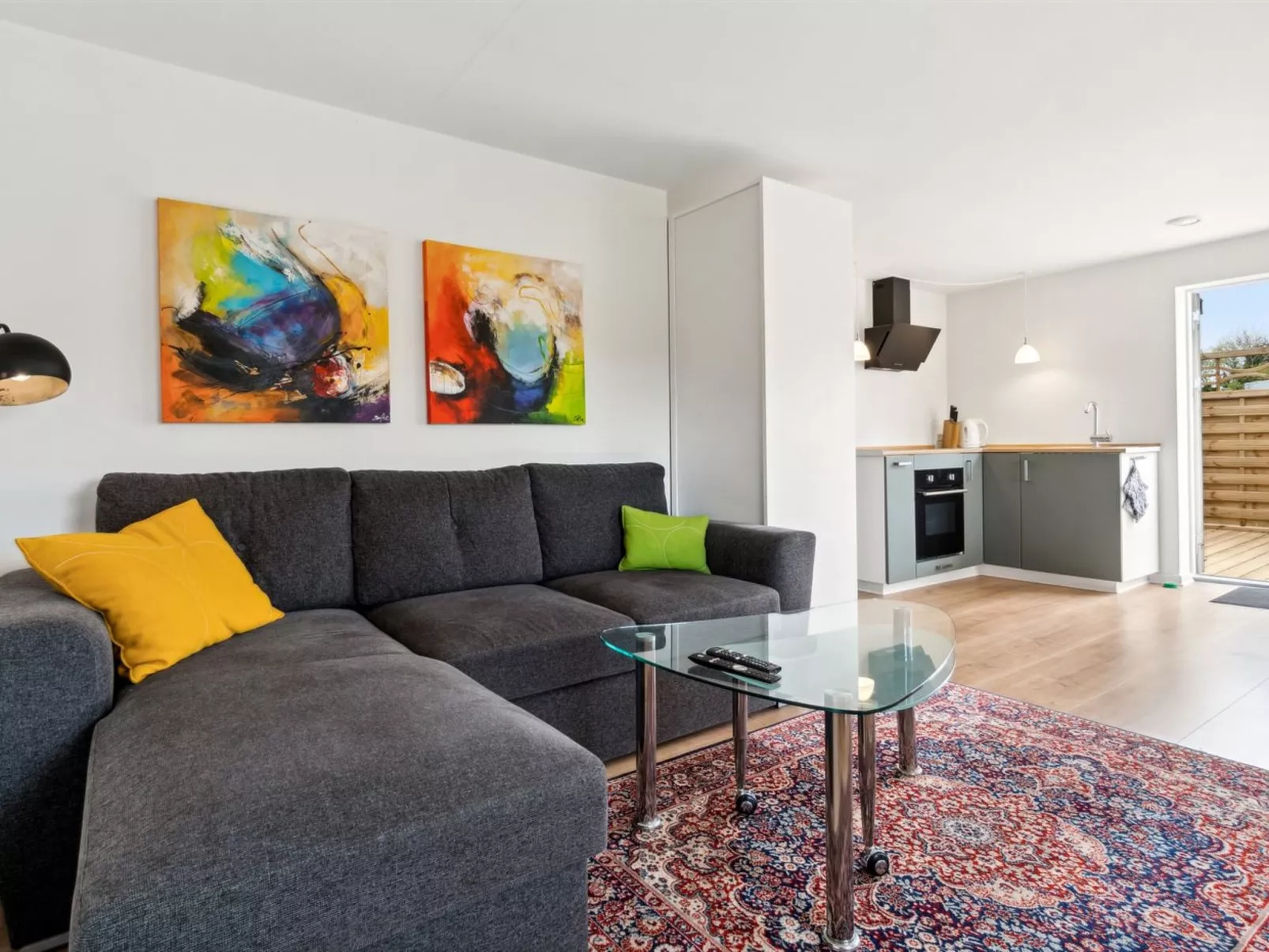 "Kiana" - 250m from the sea-Binnen