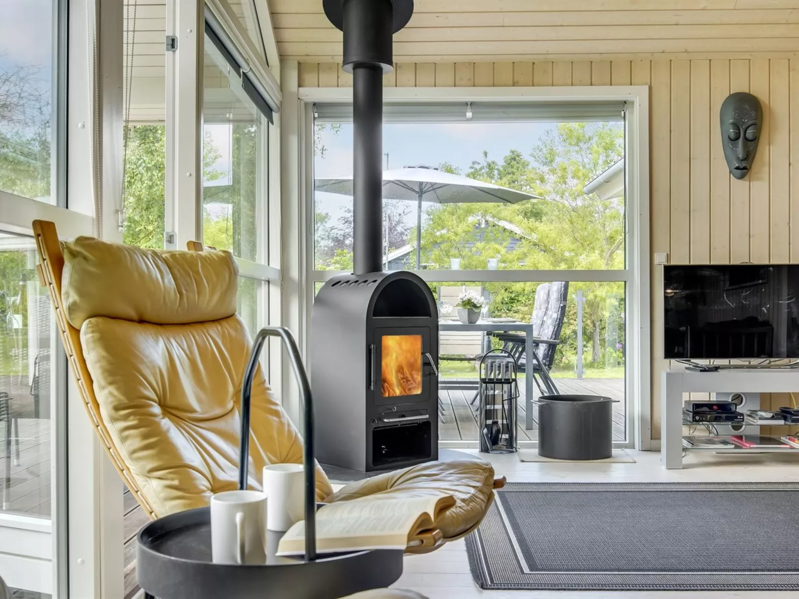 "Anemone" - 700m from the sea-Binnen