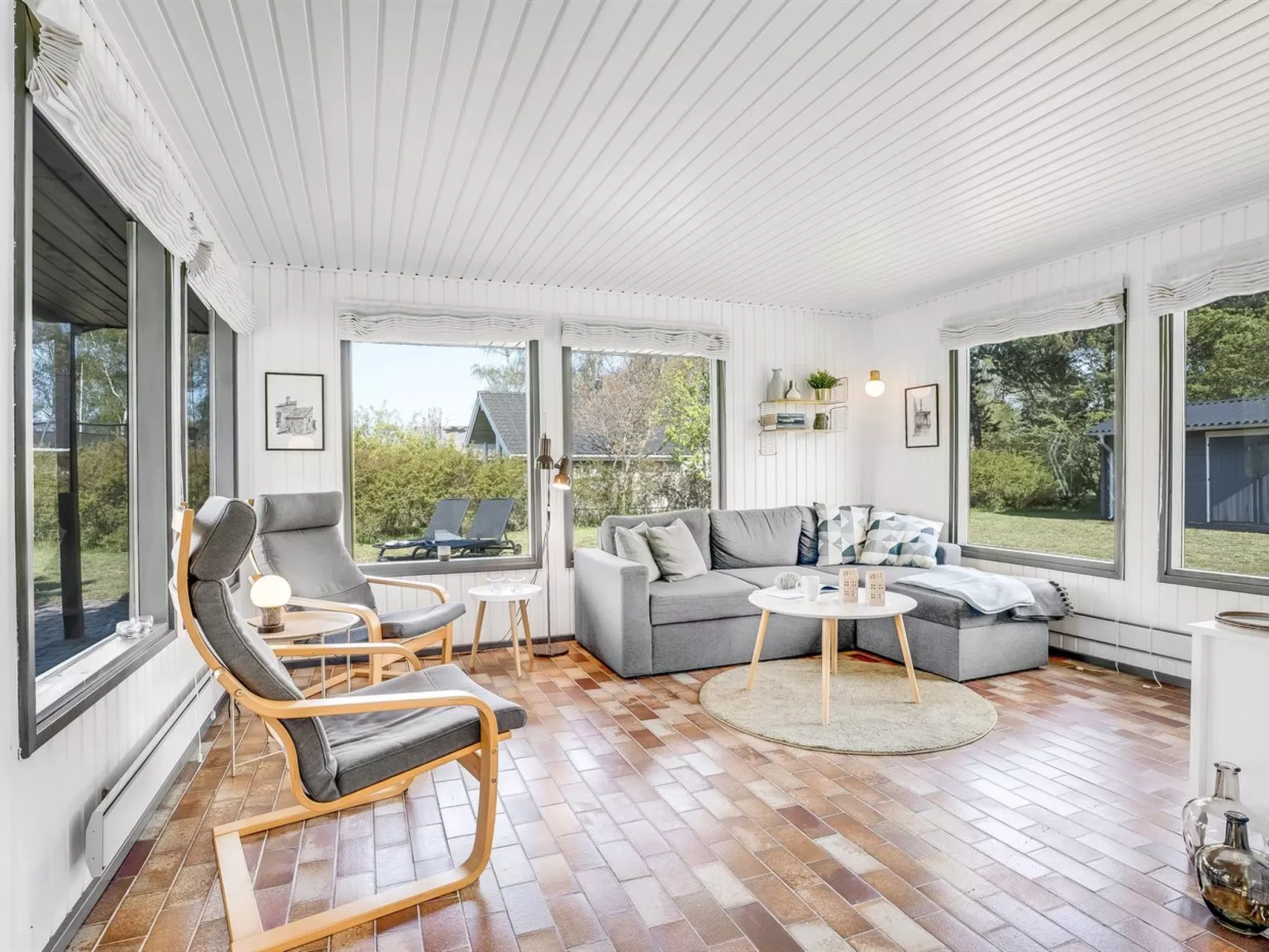 "Lars" - 250m from the sea-Binnen