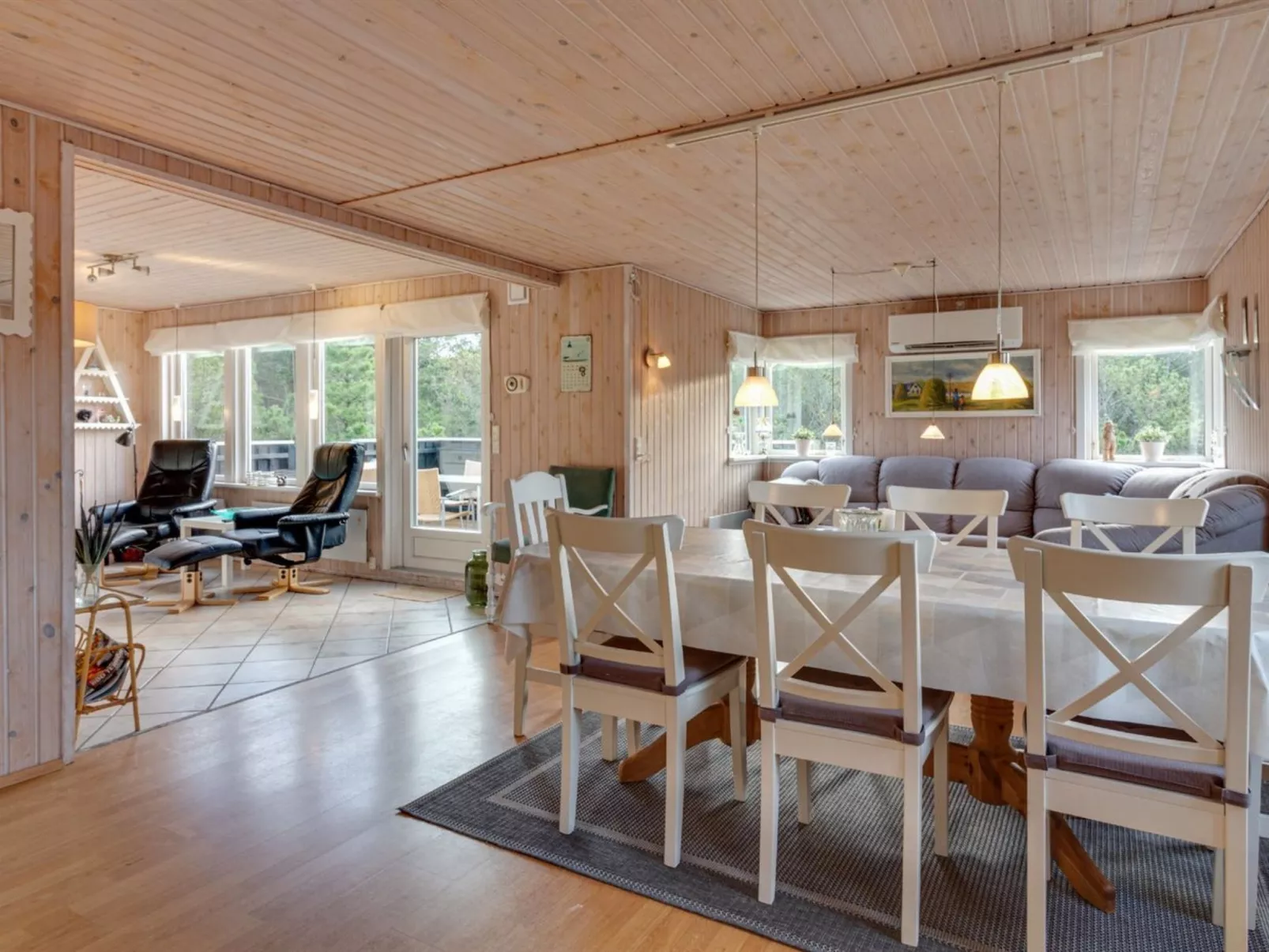 "Annakarin" - 500m from the sea-Binnen