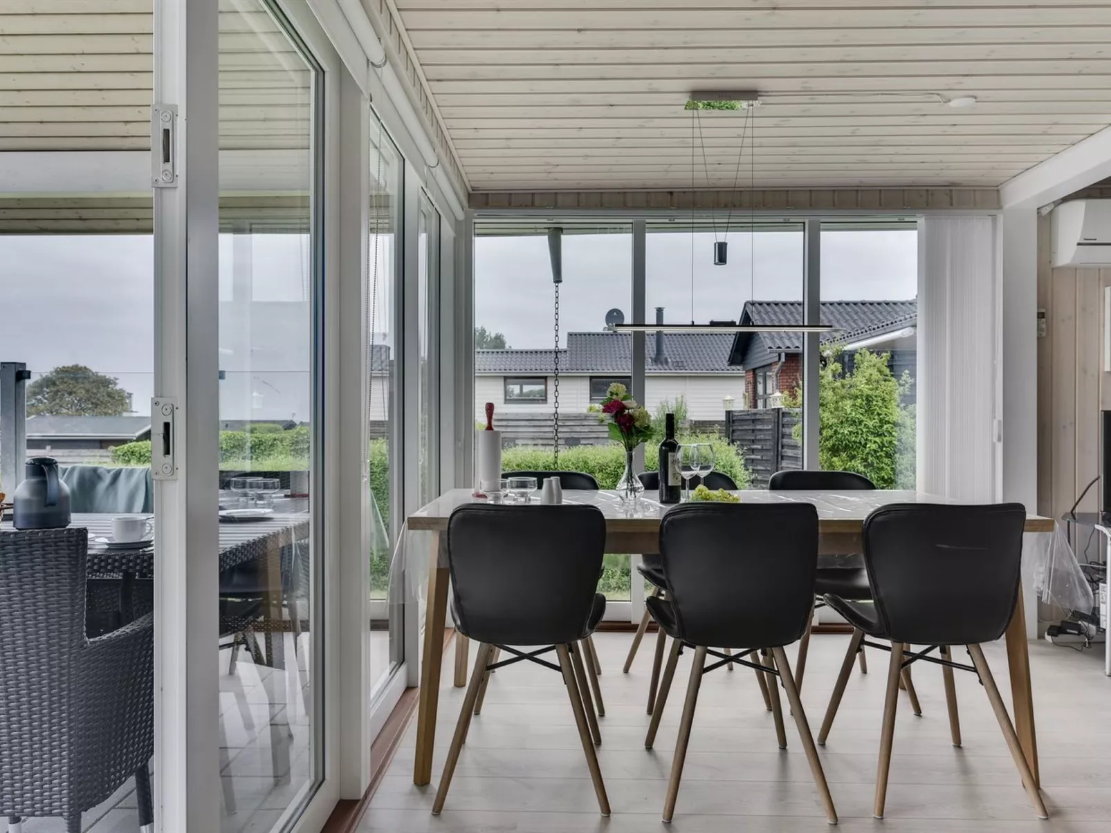 "Loi" - 200m from the sea-Binnen