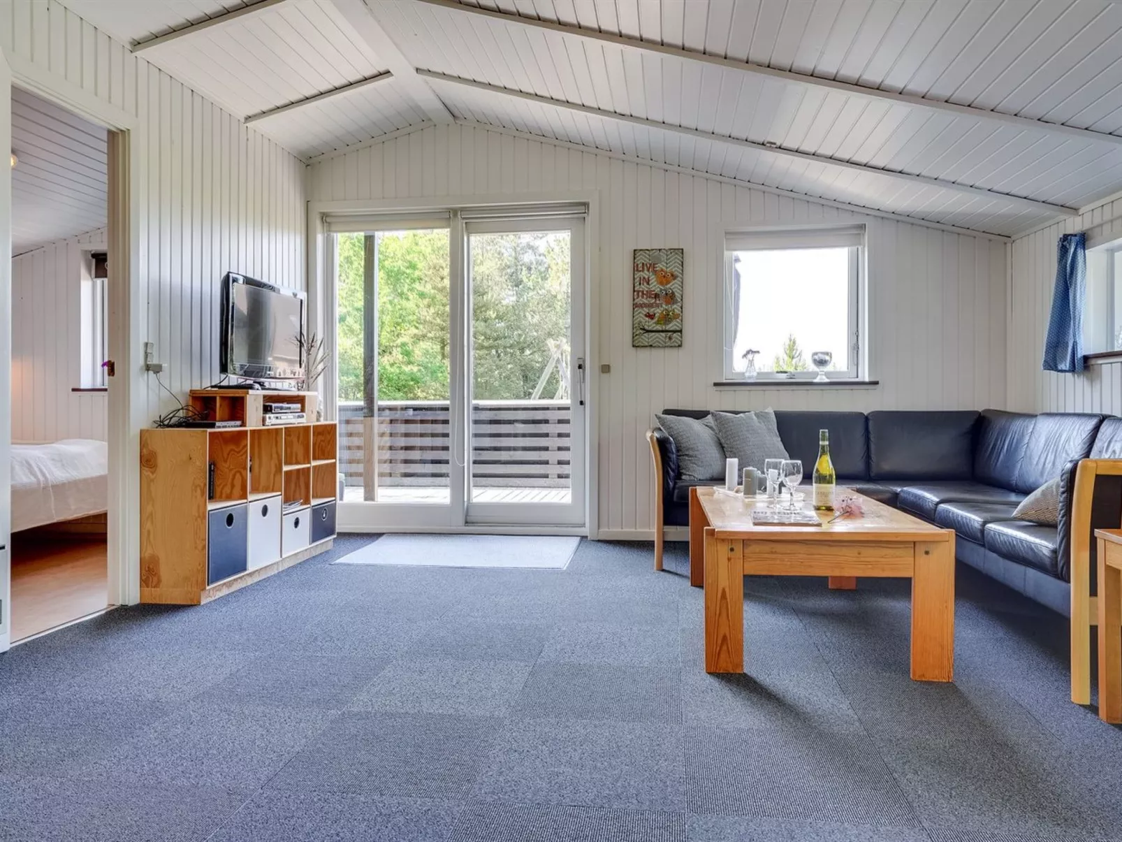 "Elinbjörn" - 1km from the sea-Binnen