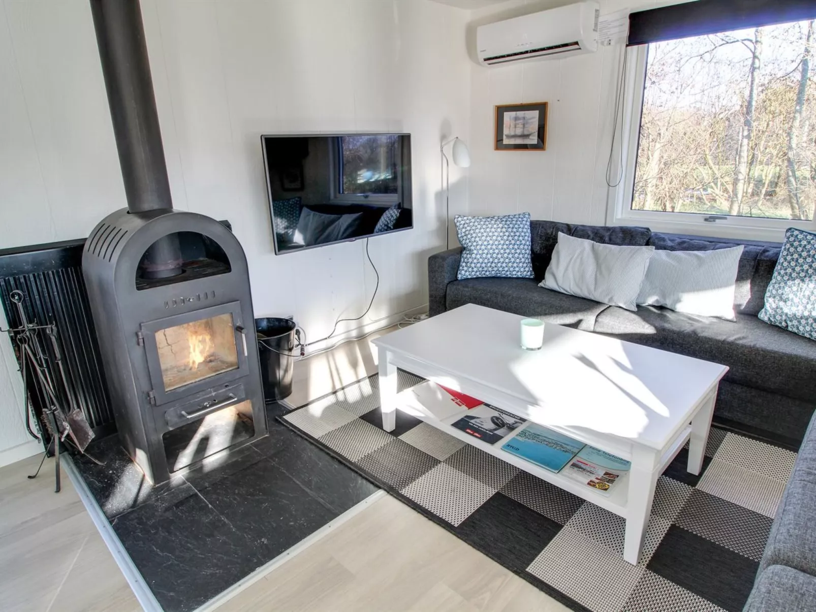 "Friedeborg" - 1km from the sea-Binnen