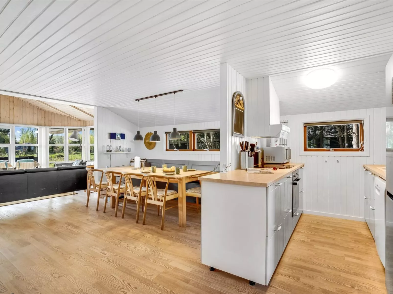 "Akseli" - 800m from the sea-Binnen